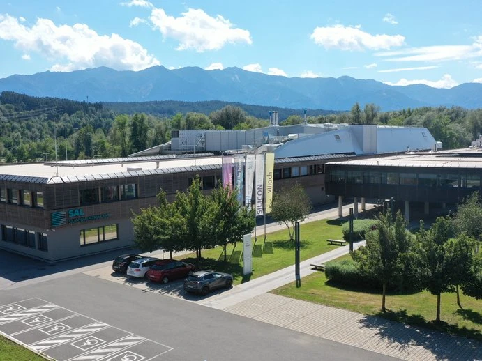 Silicon Austria Labs eröffneten Forschungsreinraum in Villach