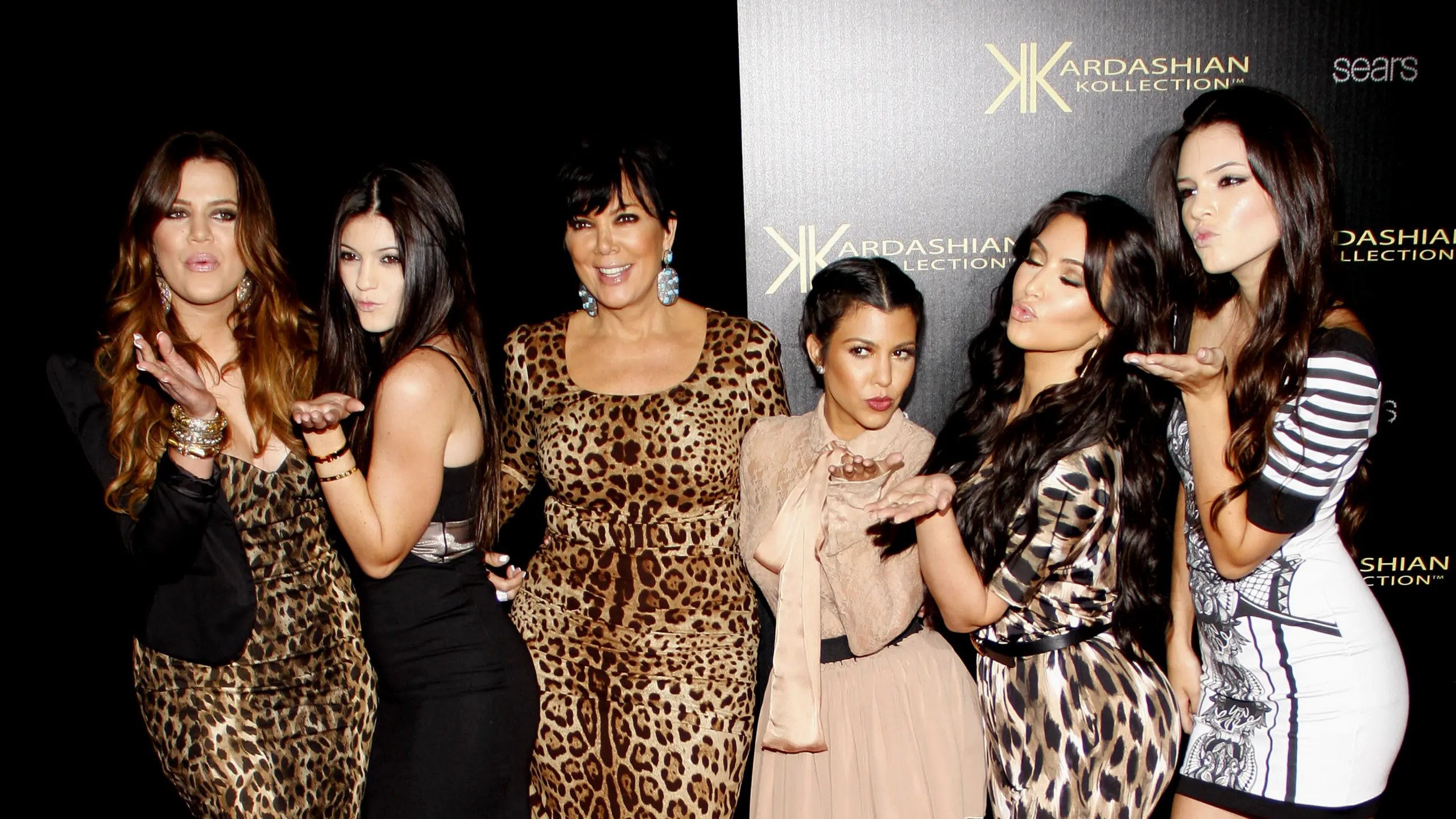 Kardashian Familie: Kim, Kourtney, Khloé, Kendall und Kylie im großen Portrait