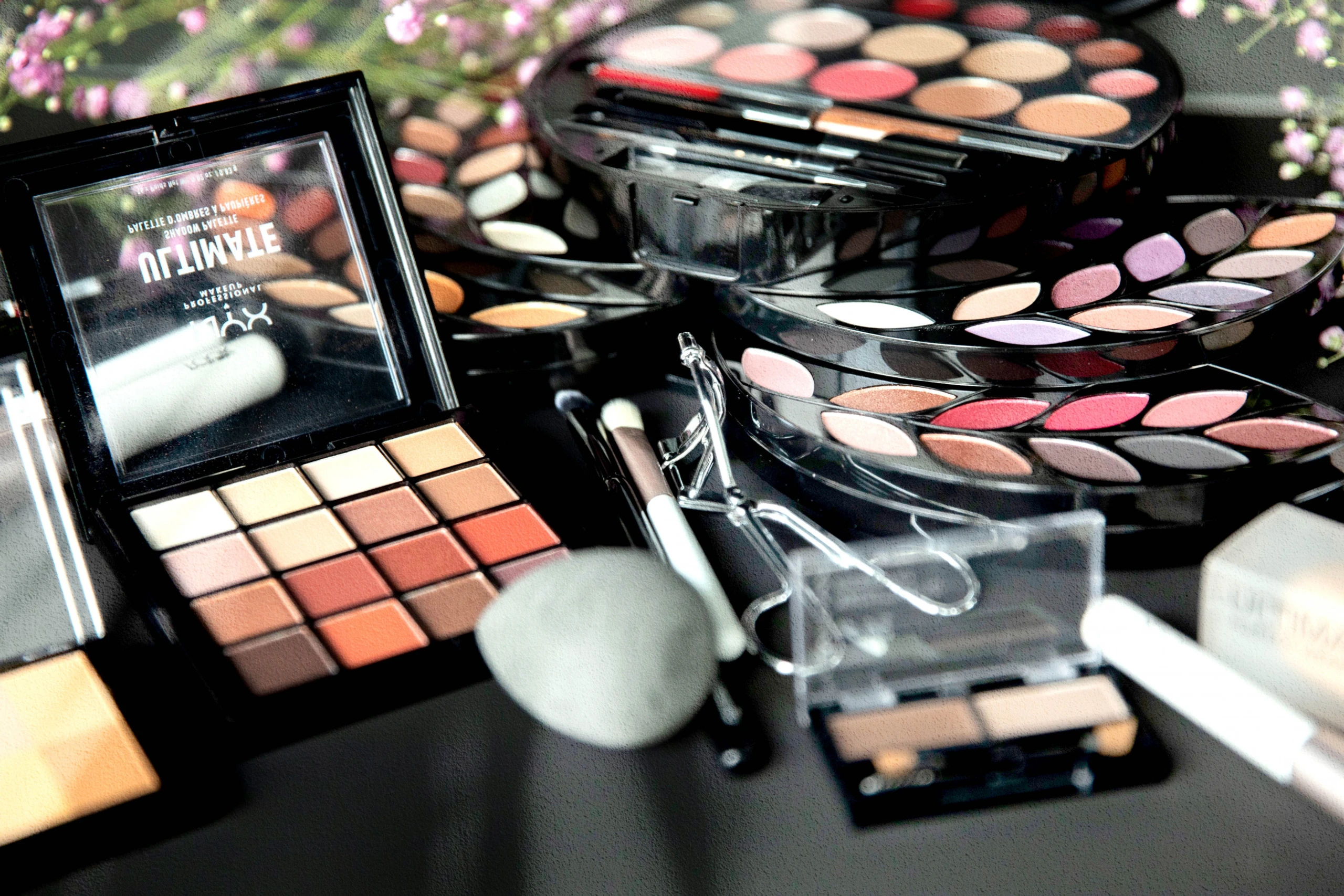 Schminke und Make-up-Produkte