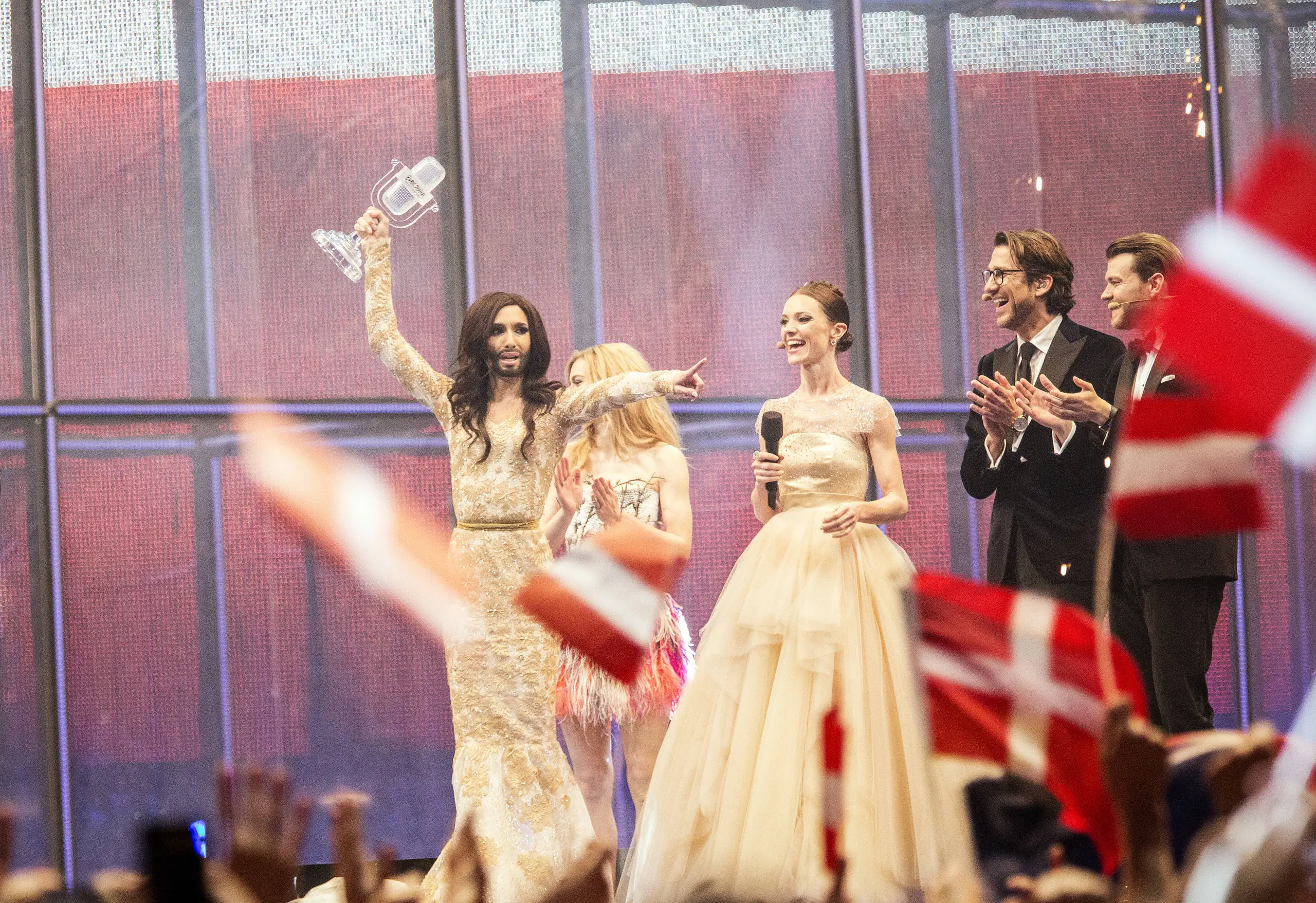 Nationale Persönlichkeiten und Unternehmen / Conchita Wurst