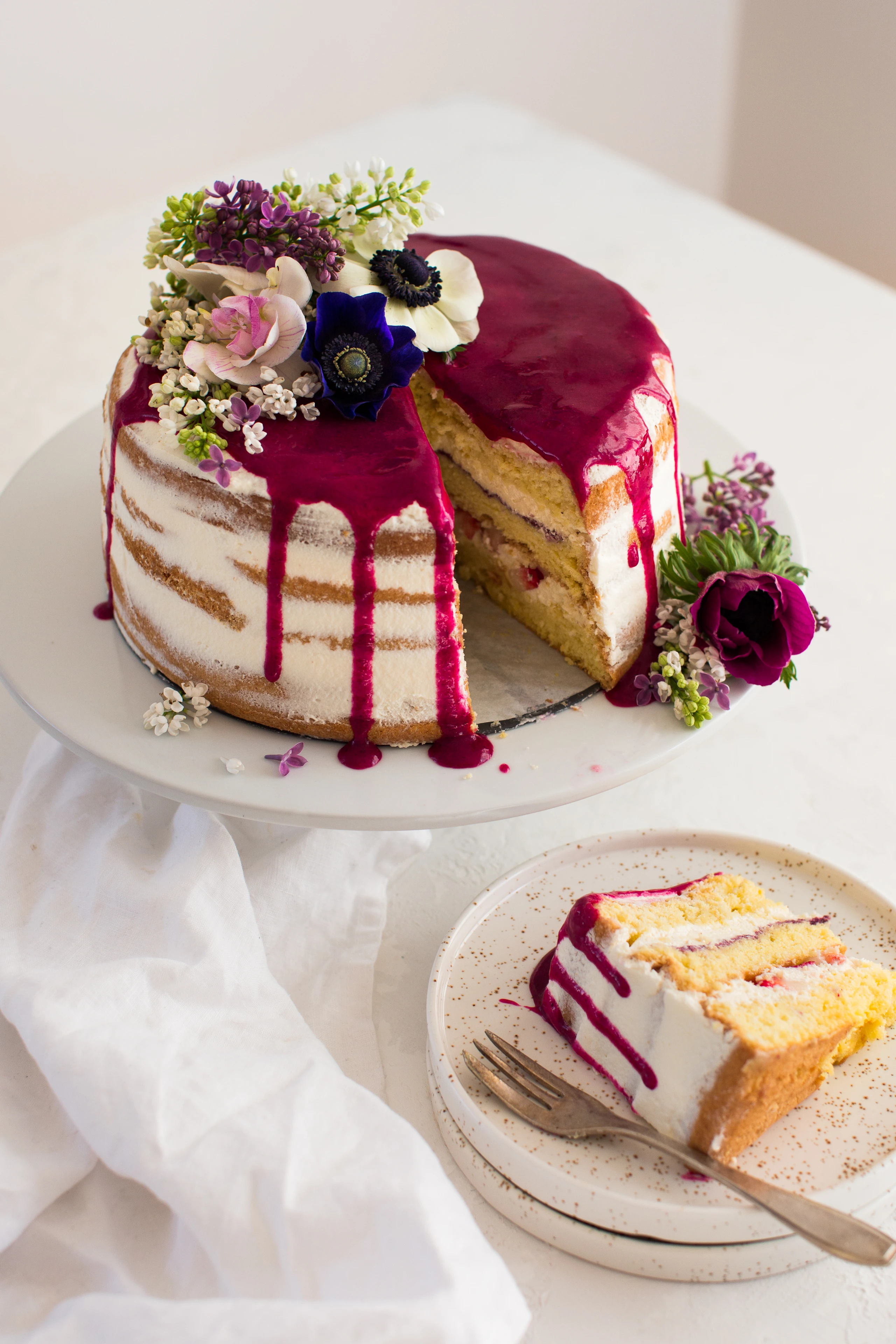 © GoodMills Blurred image background