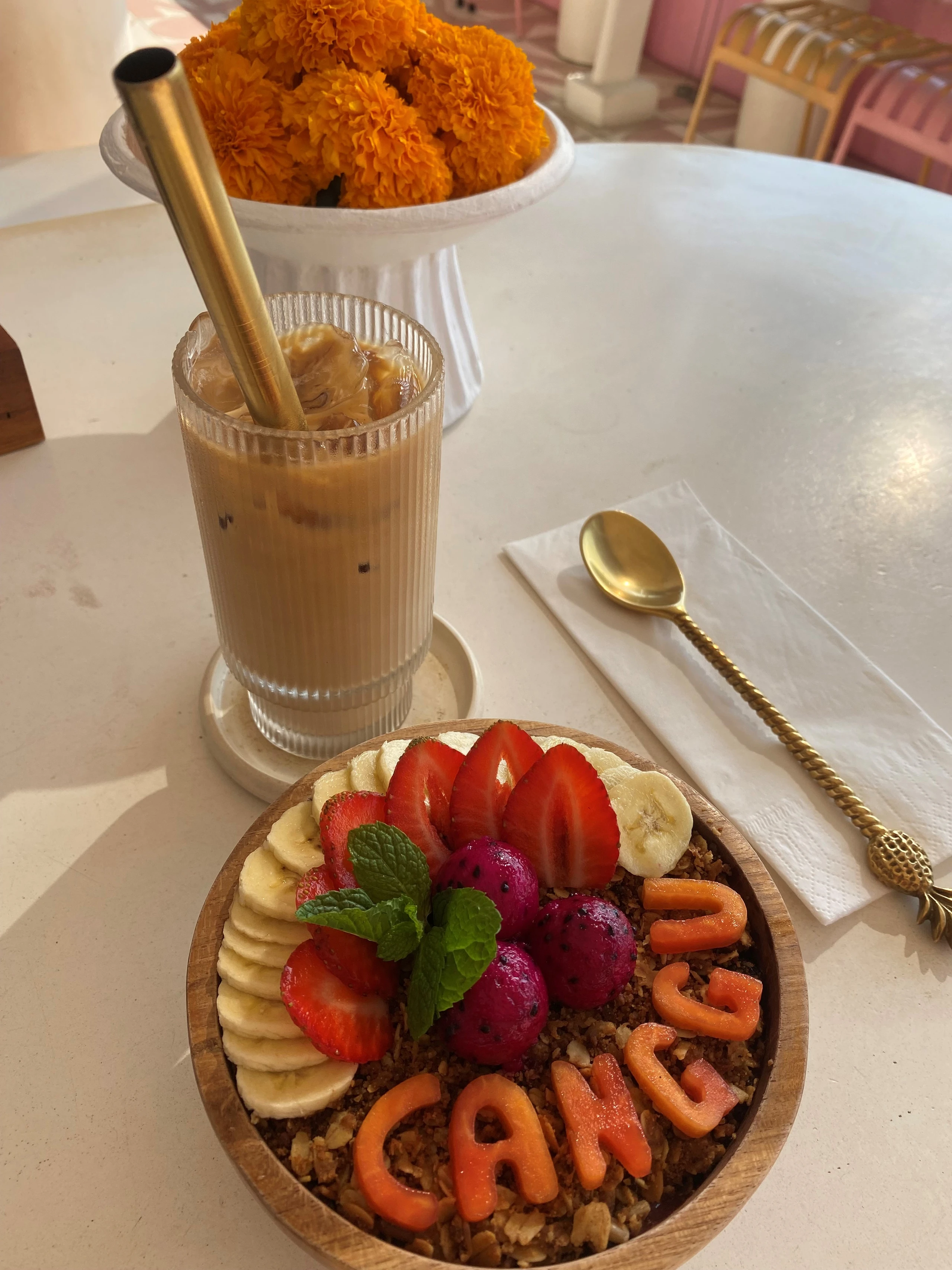 © Julia Knichel Blurred image background