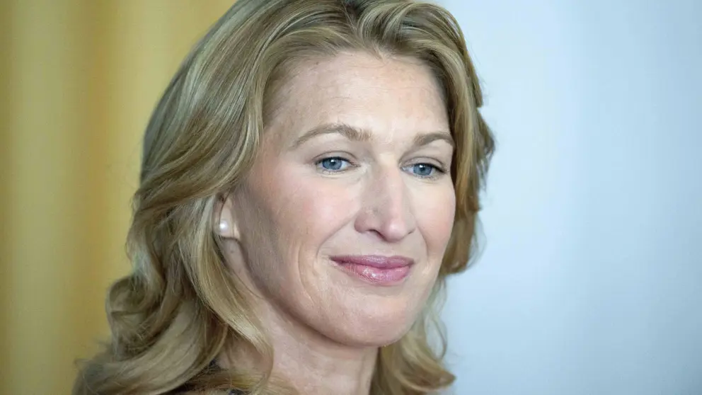 Steffi Graf Tennisspielerin Golden Slam Und Olympiasiegerin steffi-graf-tennisspielerin-golden-slam-und-olympiasiegerin