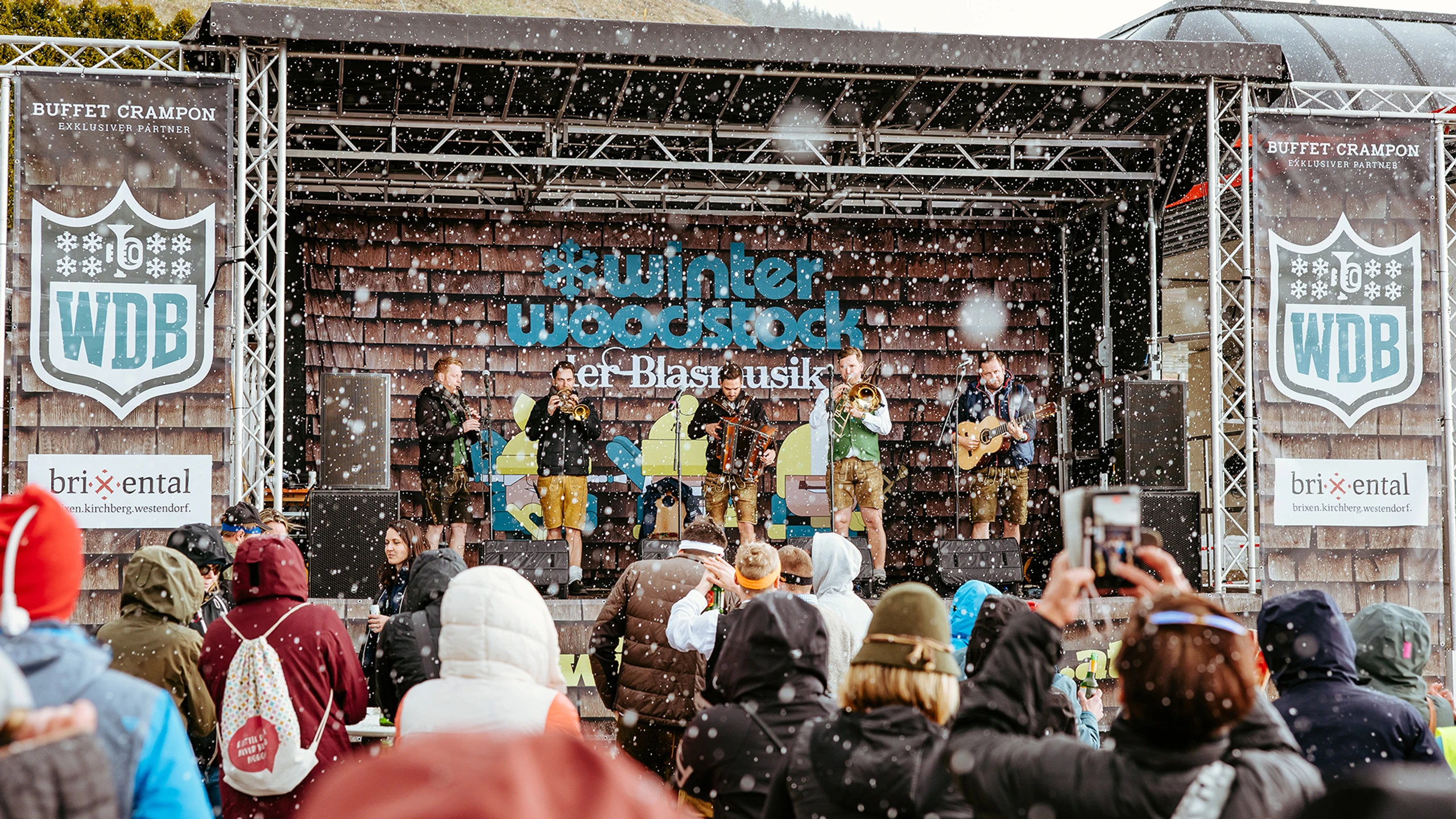 Pulverschnee und Posaunen: Das Winter Woodstock der Blasmusik