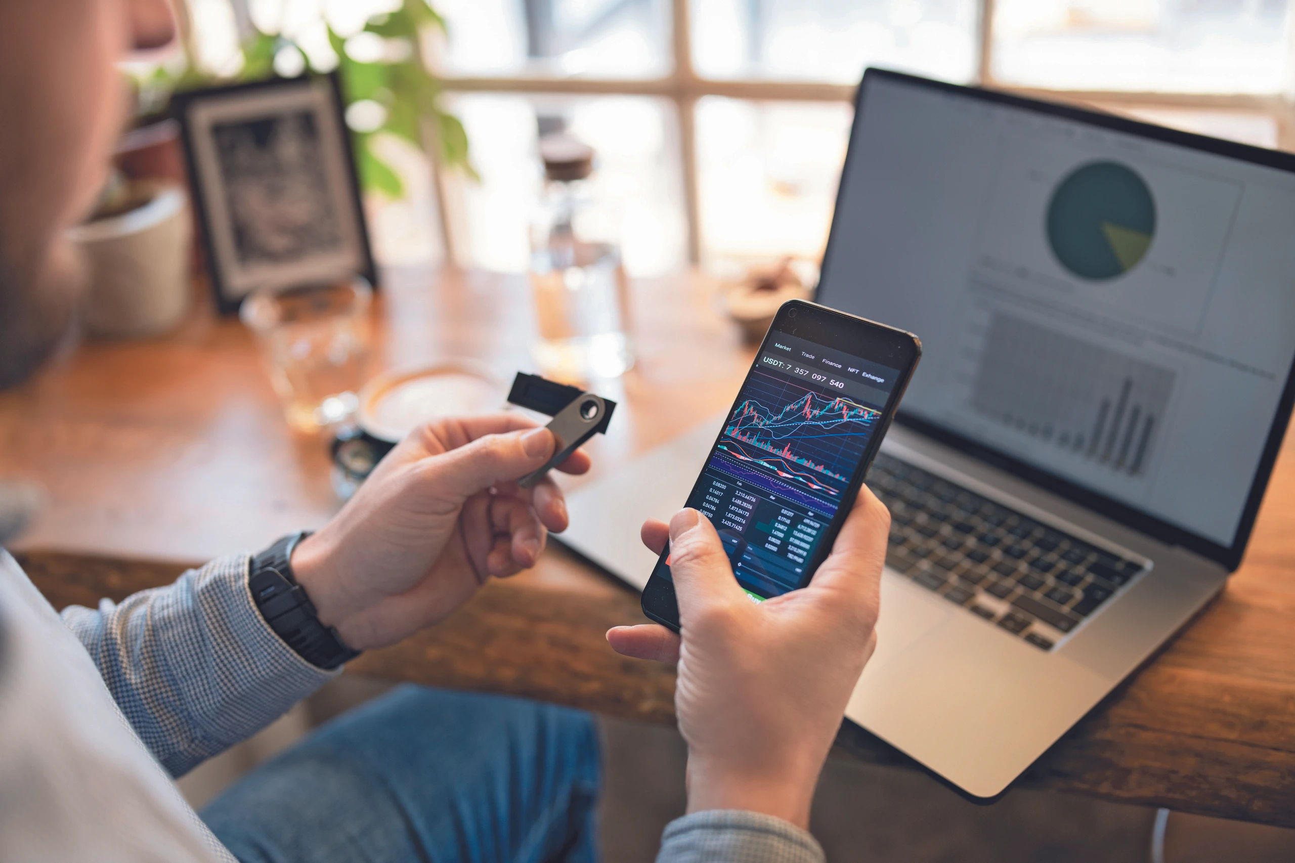 Die Geldanlage wird digitaler – und jünger