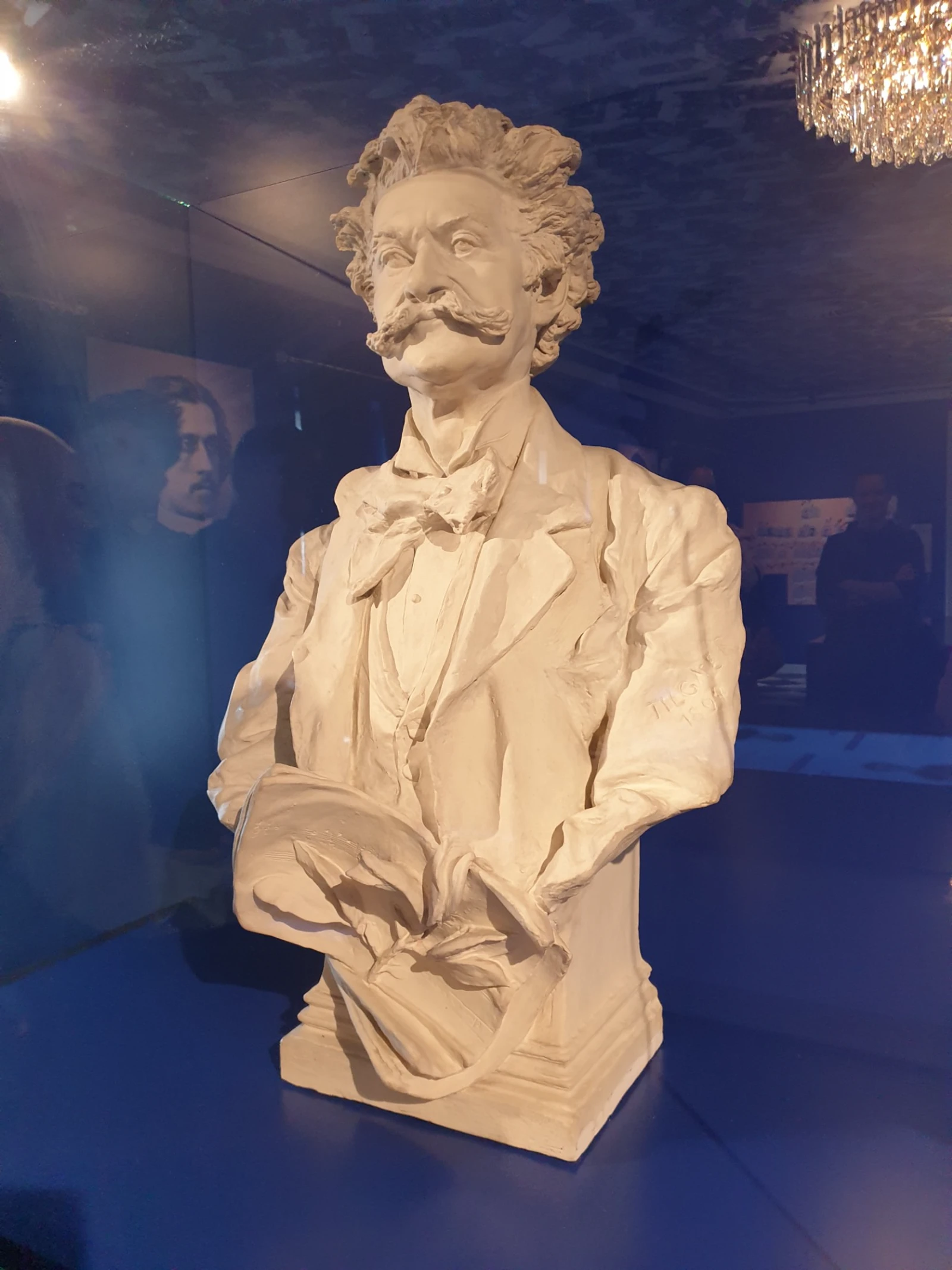 Strauss