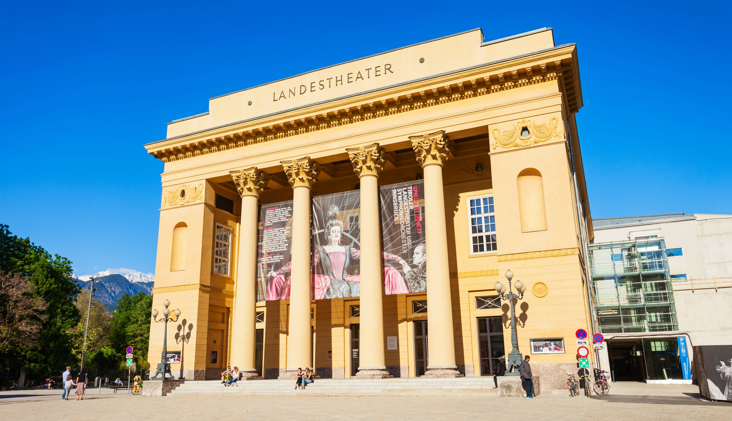 Tiroler Landestheater: Vielseitiges Programm in Innsbruck