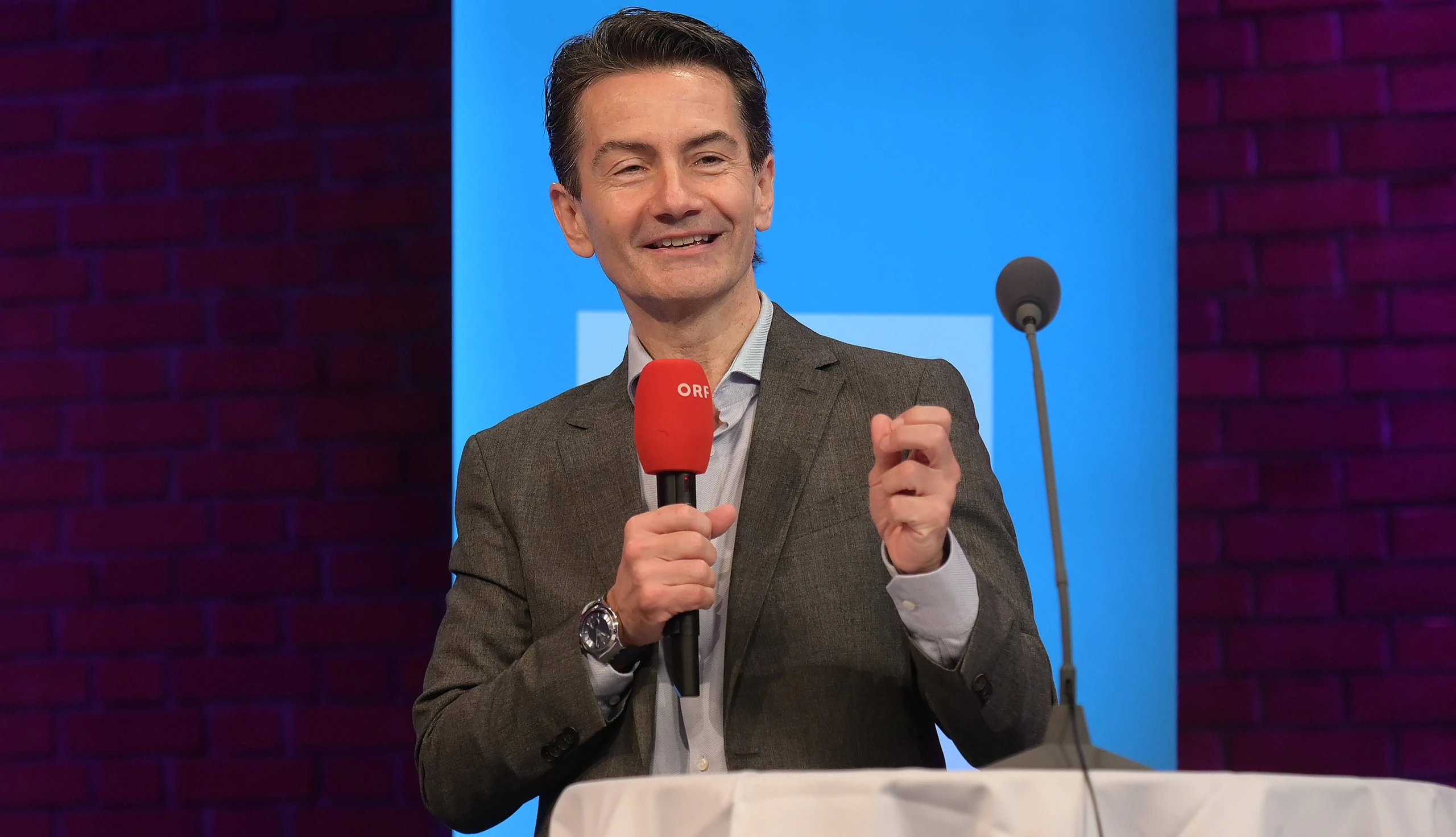 Roland Weißmann bei einer Pressekonferenz im ORF-Landesstudio Linz.