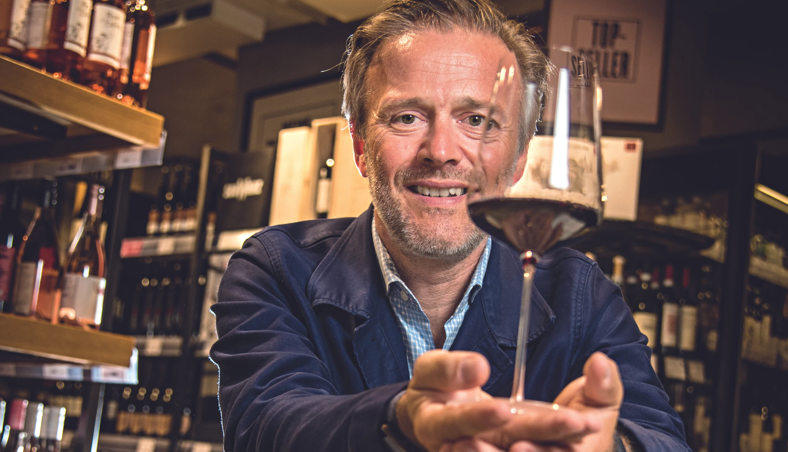 Wein - Sommelier Aldo Sohm: "Mein erster Alkohol war ein Bacardi-Cola"