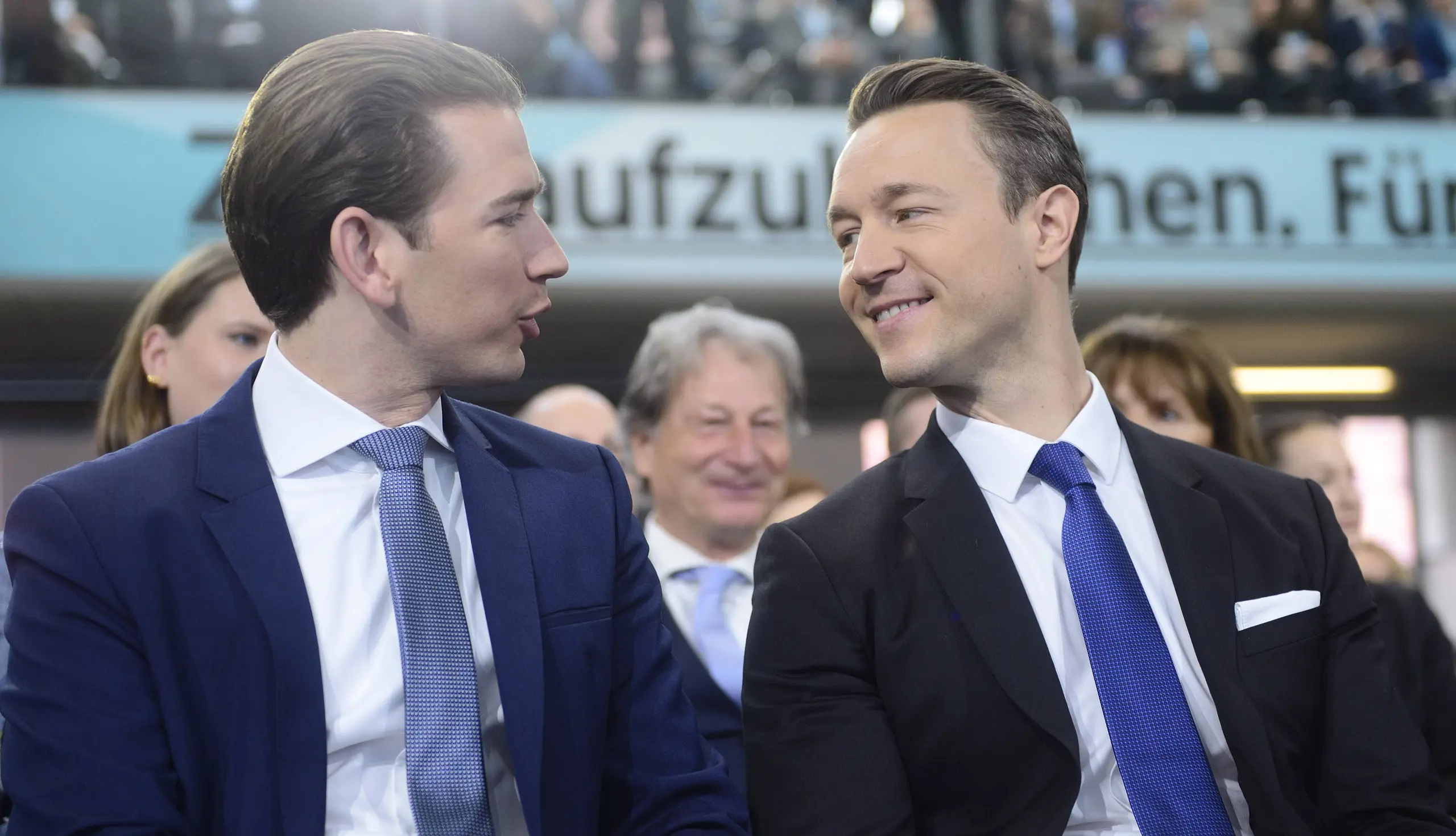 Politik - &quot;Der ÖVP sind Gesetze und sogar die Verfassung wurscht&quot;