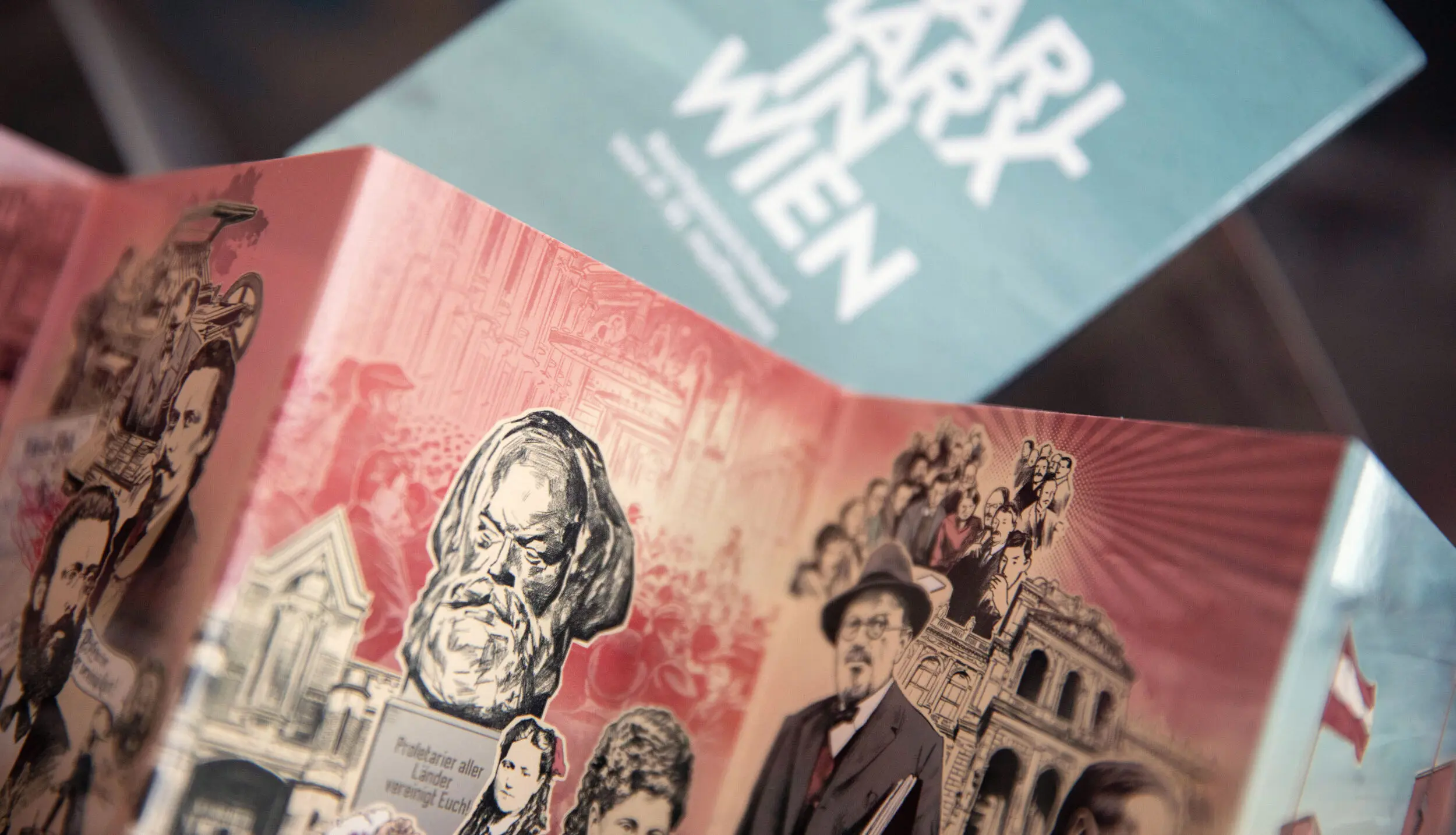 Broschüren zum Thema Marxismus und Karl Marx.
