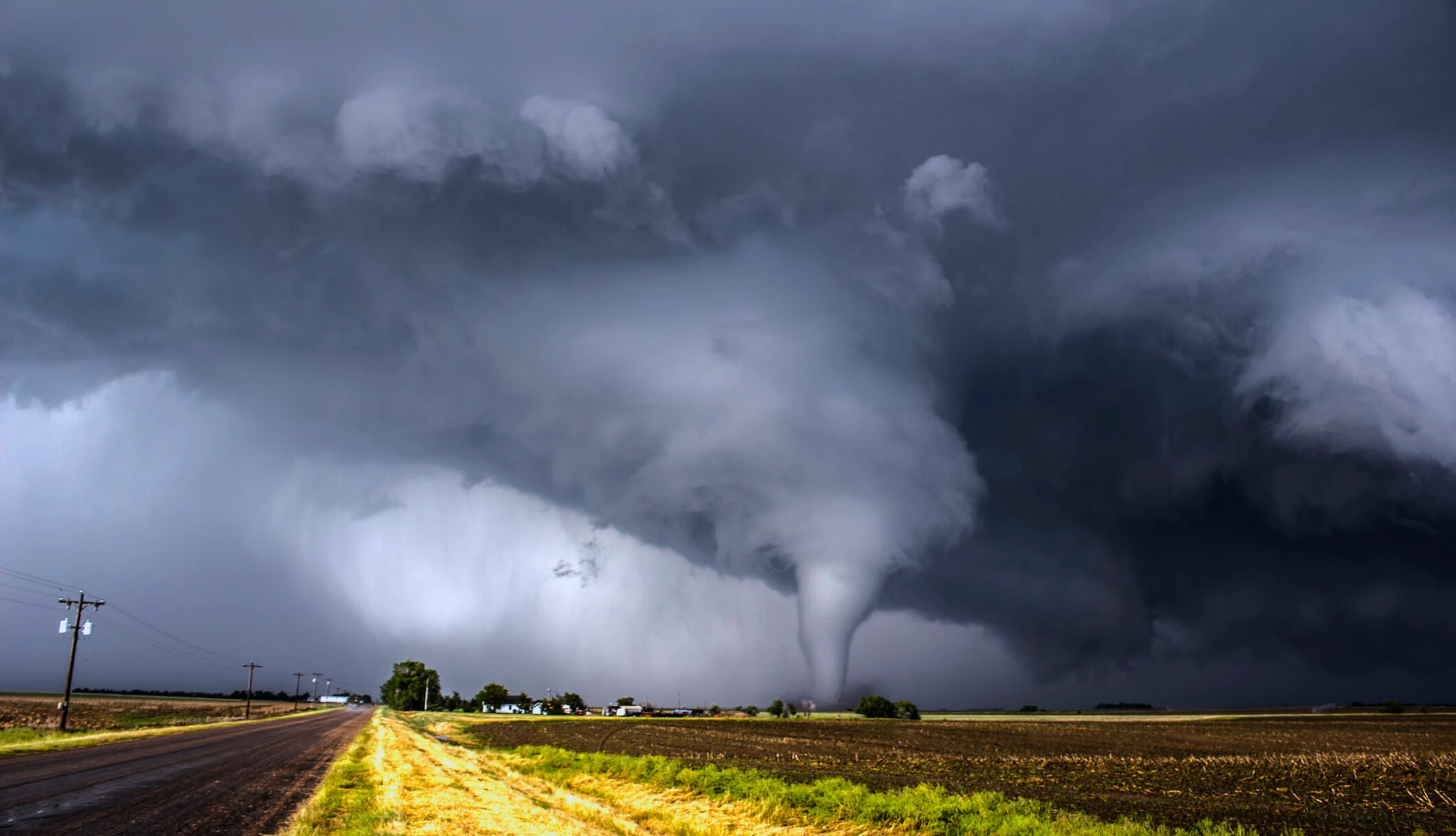 Ein Tornado in Kansas, USA.