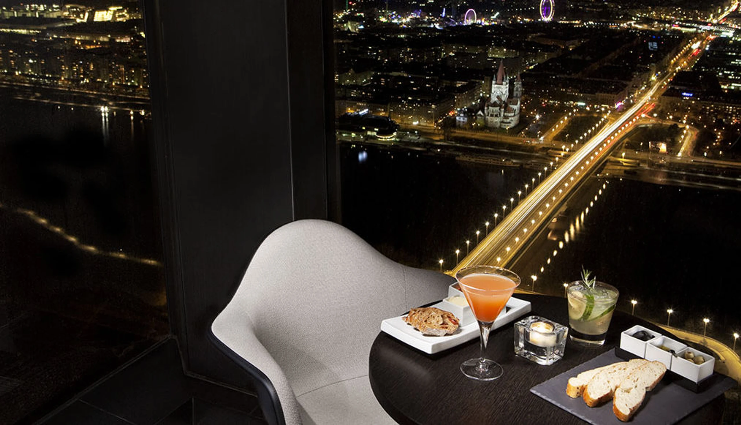 Melia 58 Bar