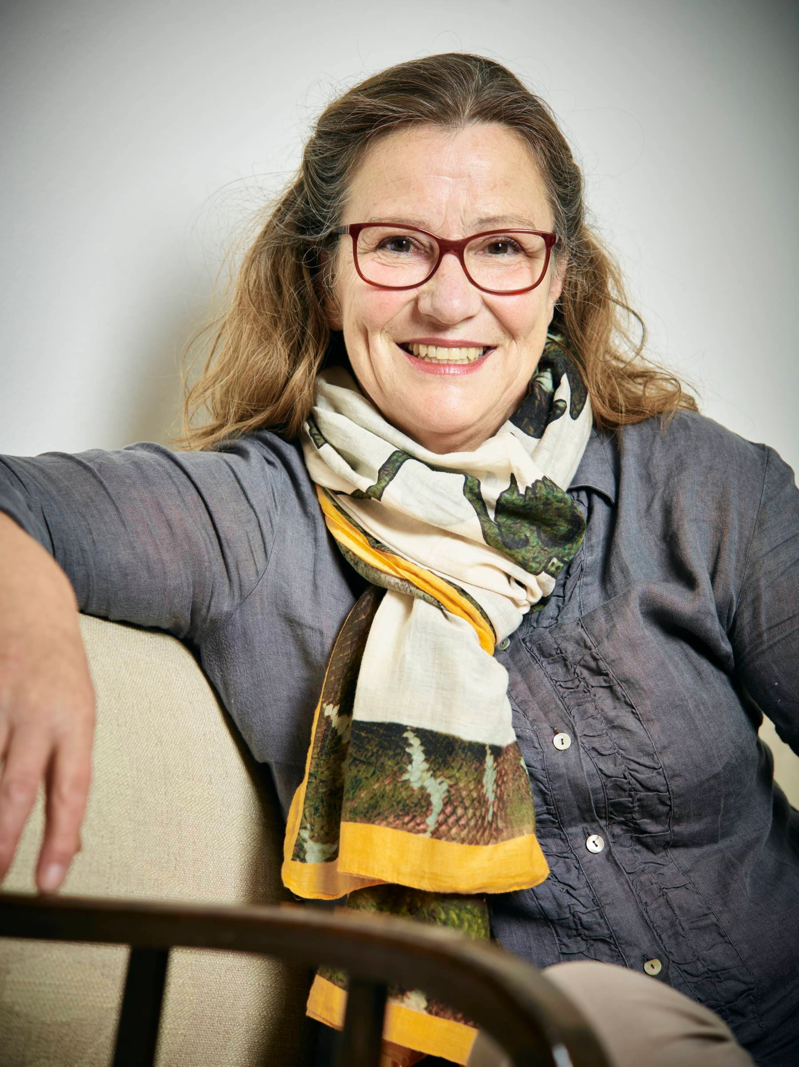 © www.sebastianreich.com Blurred image background