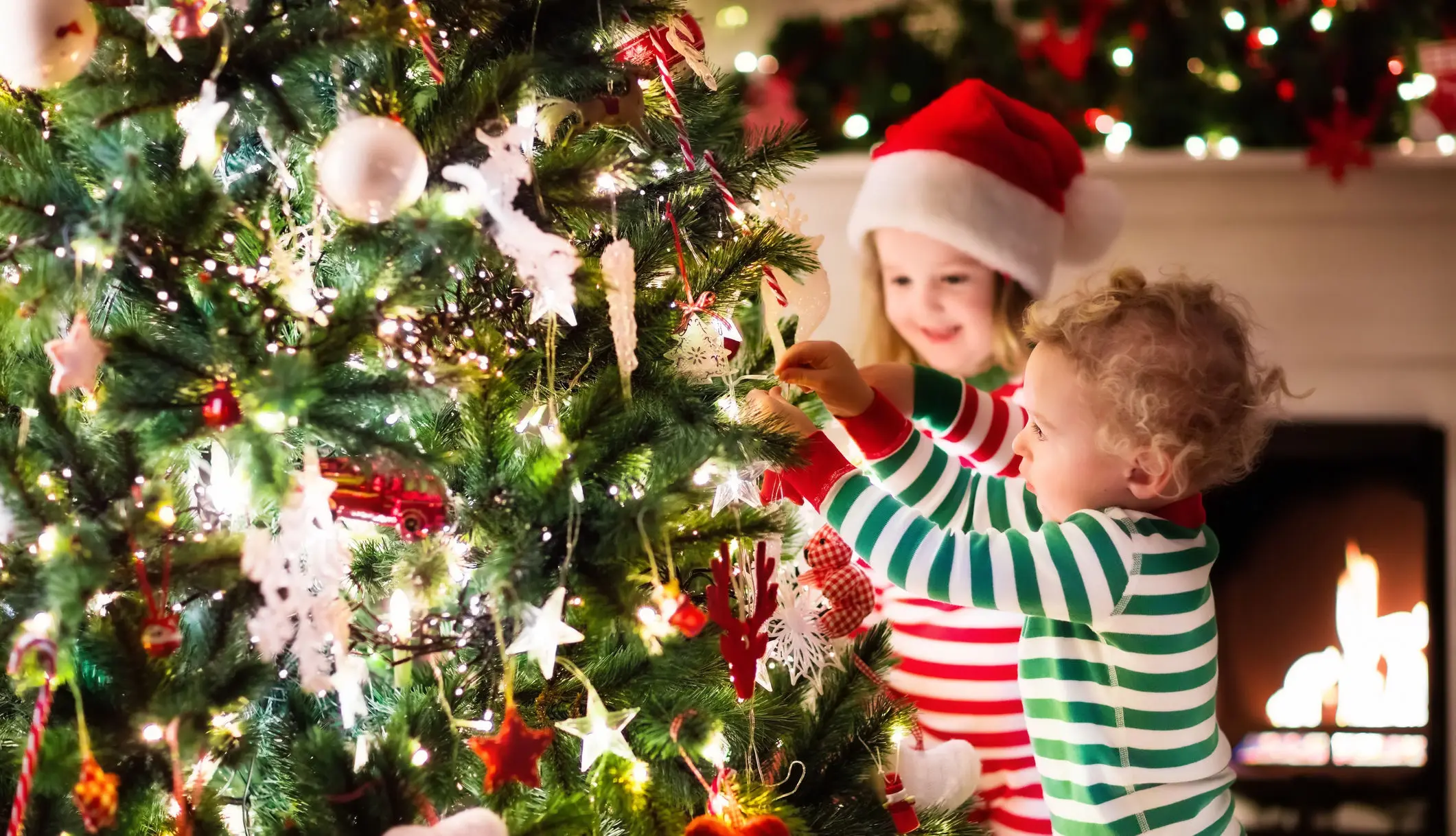 Christbaum schmücken