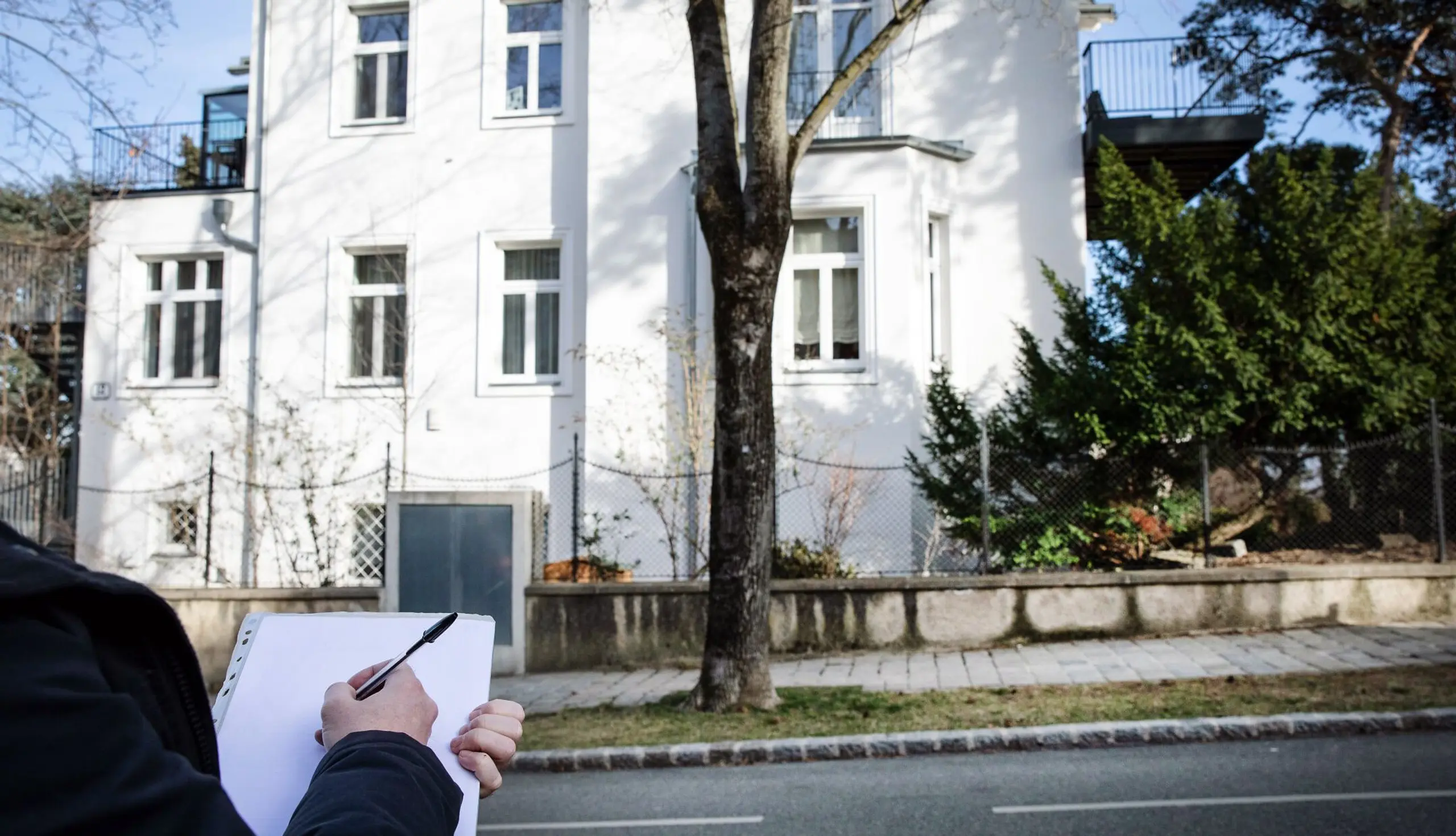 Immobilienmakler sind für Besuchertermine verantwortlich. (Symbolbild)