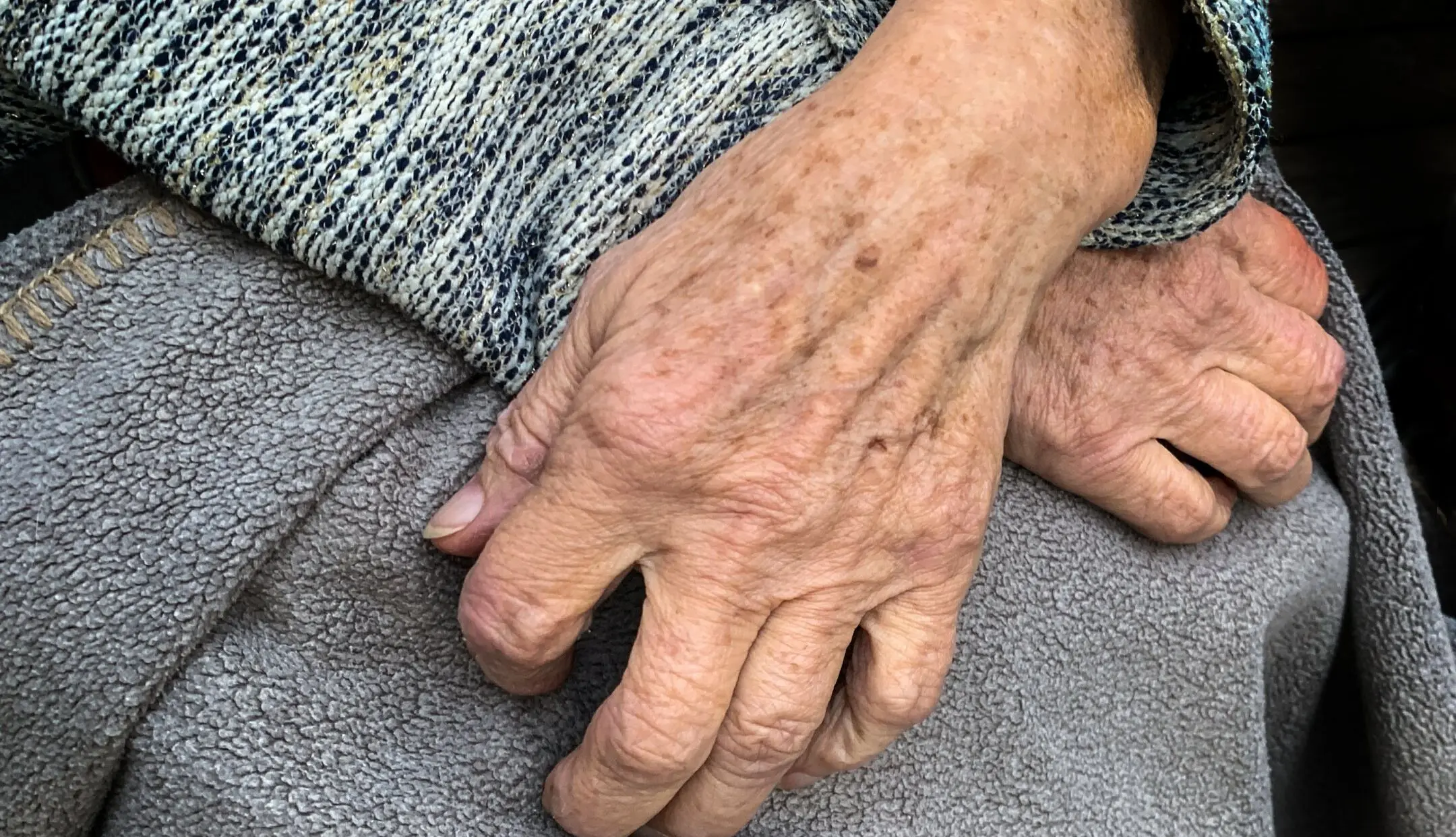 Besonders im Alter ist man auf die Pensionsversicherung angewiesen. (Symbolbild)