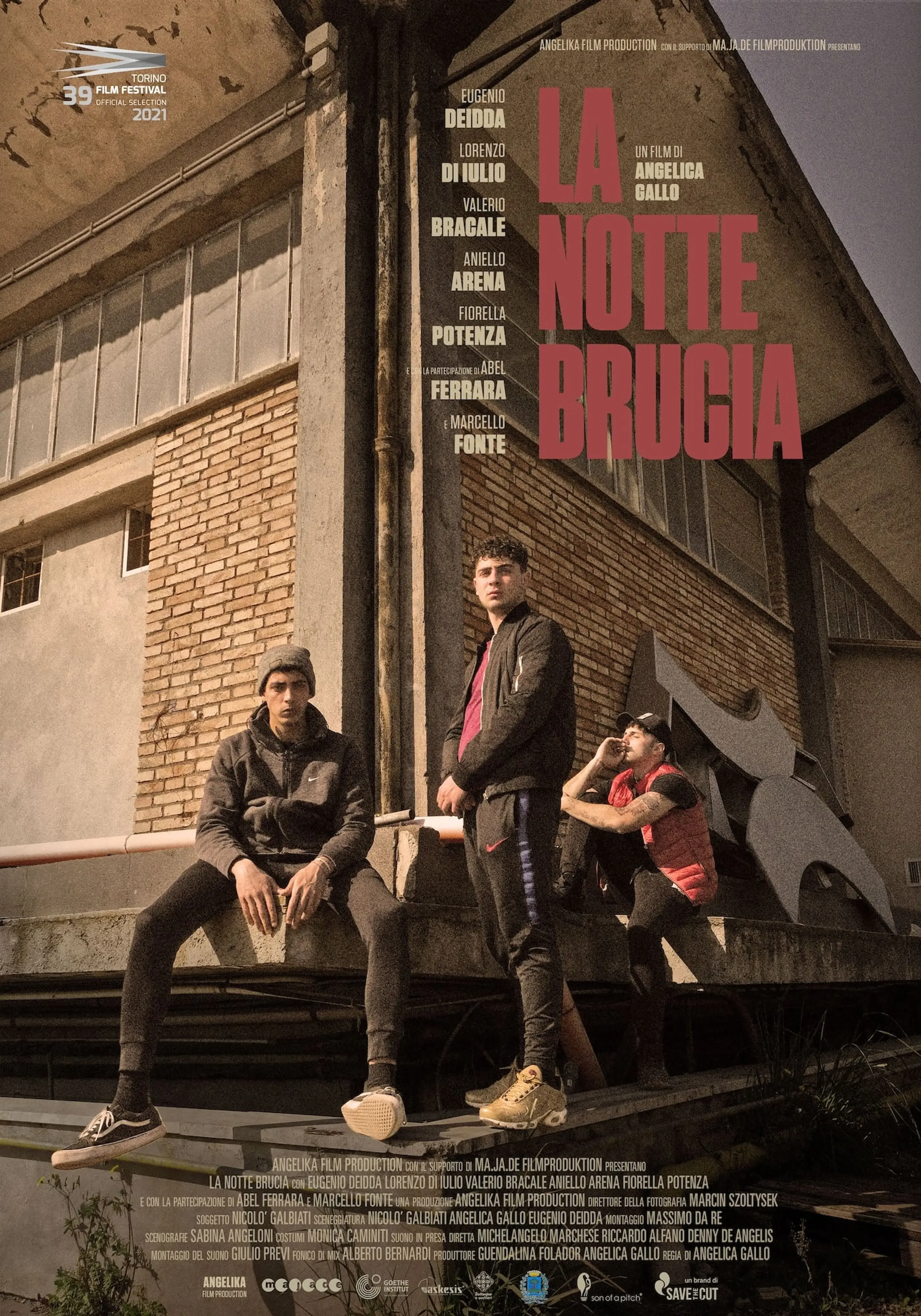 La Notte Brucia