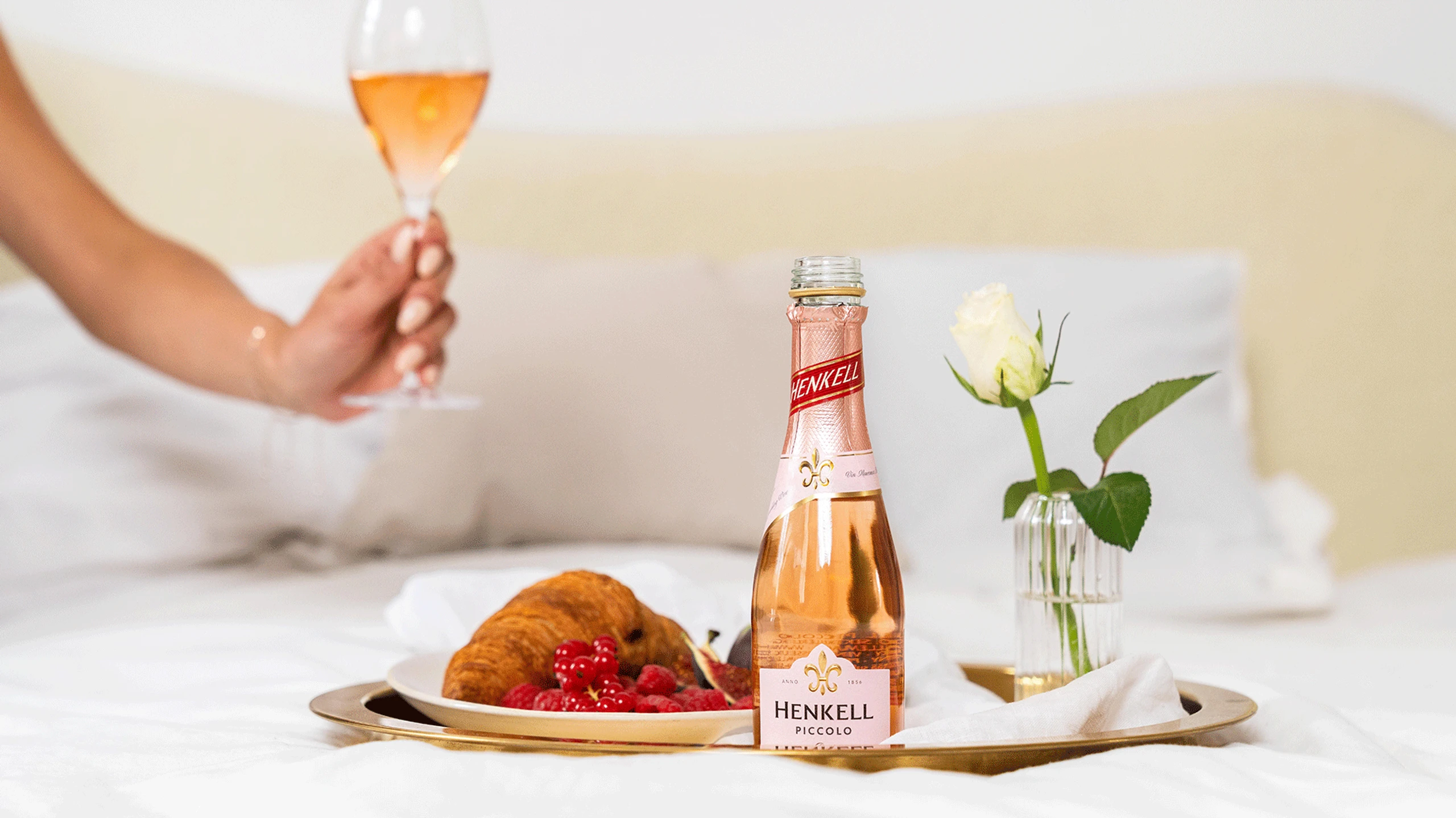 Valentinstagsgewinnspiel: Henkell Rosé Sekt Überraschungspakete