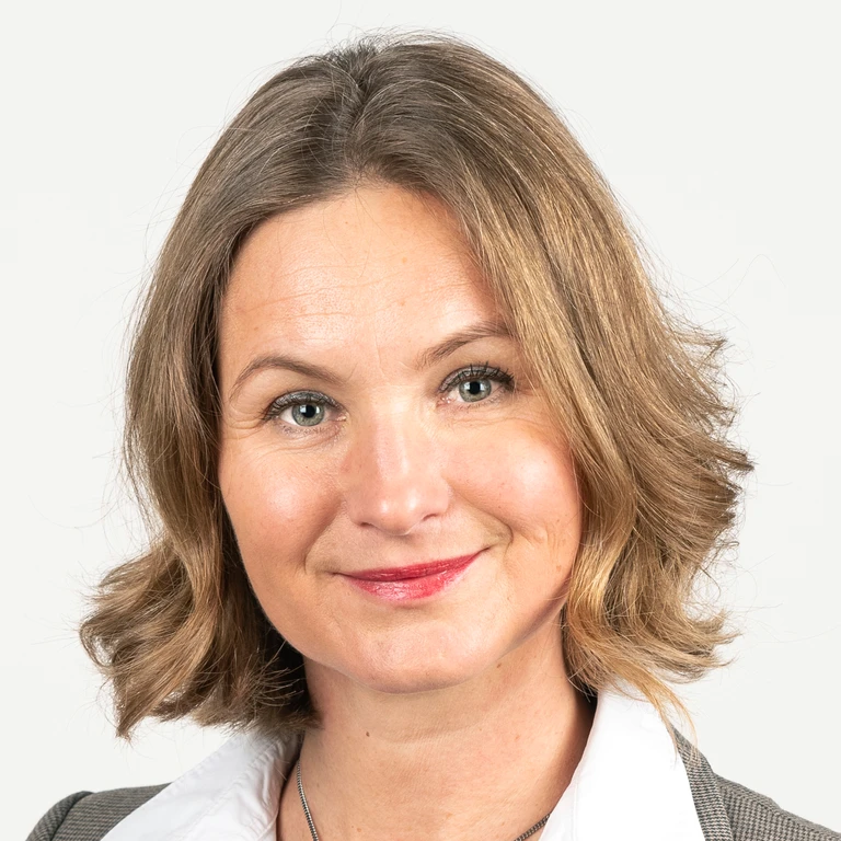 Nicole Trummer