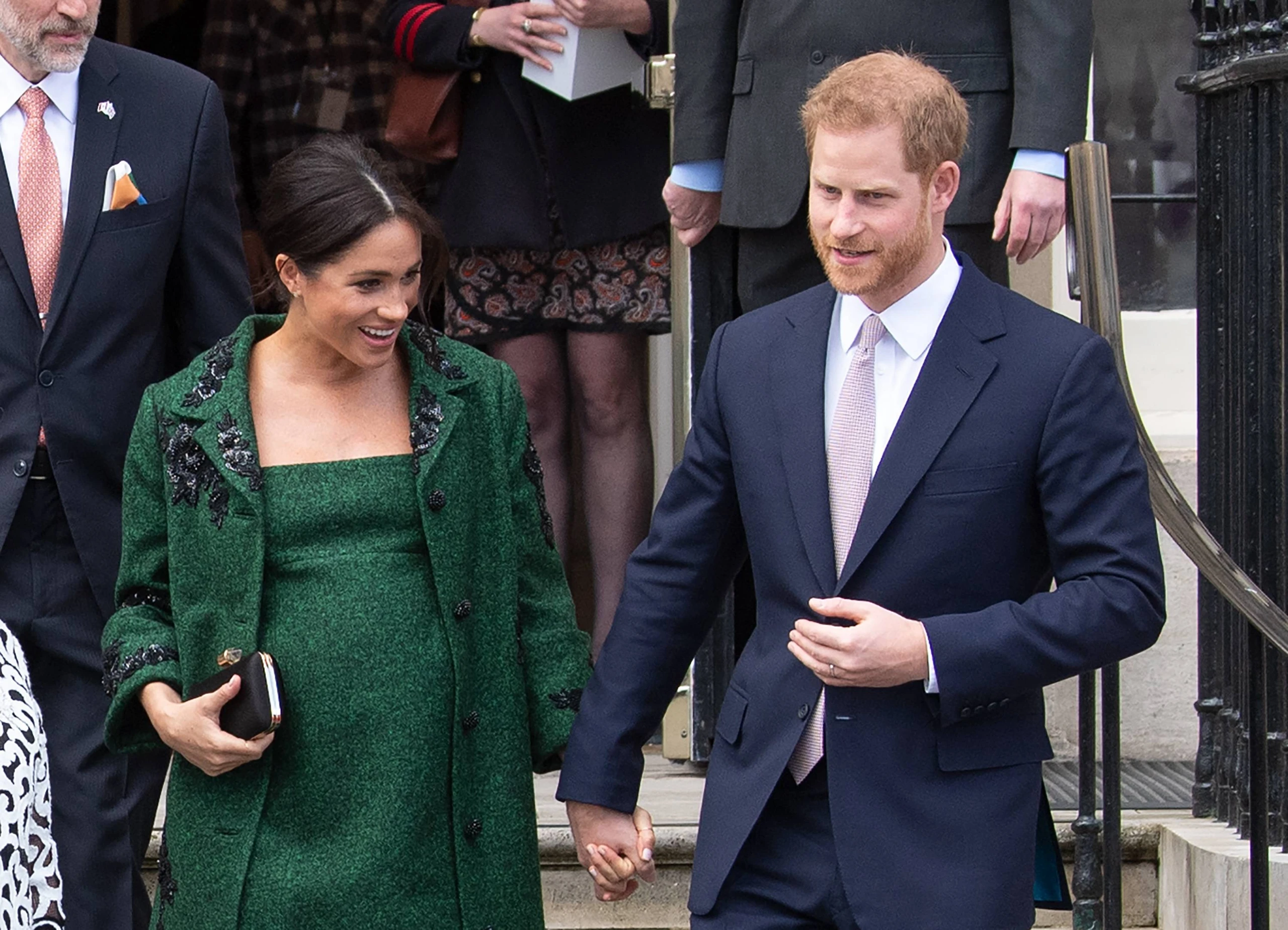 Herzogin Meghan trägt Prinzessin Lilibet Diana unter ihrem Herzen