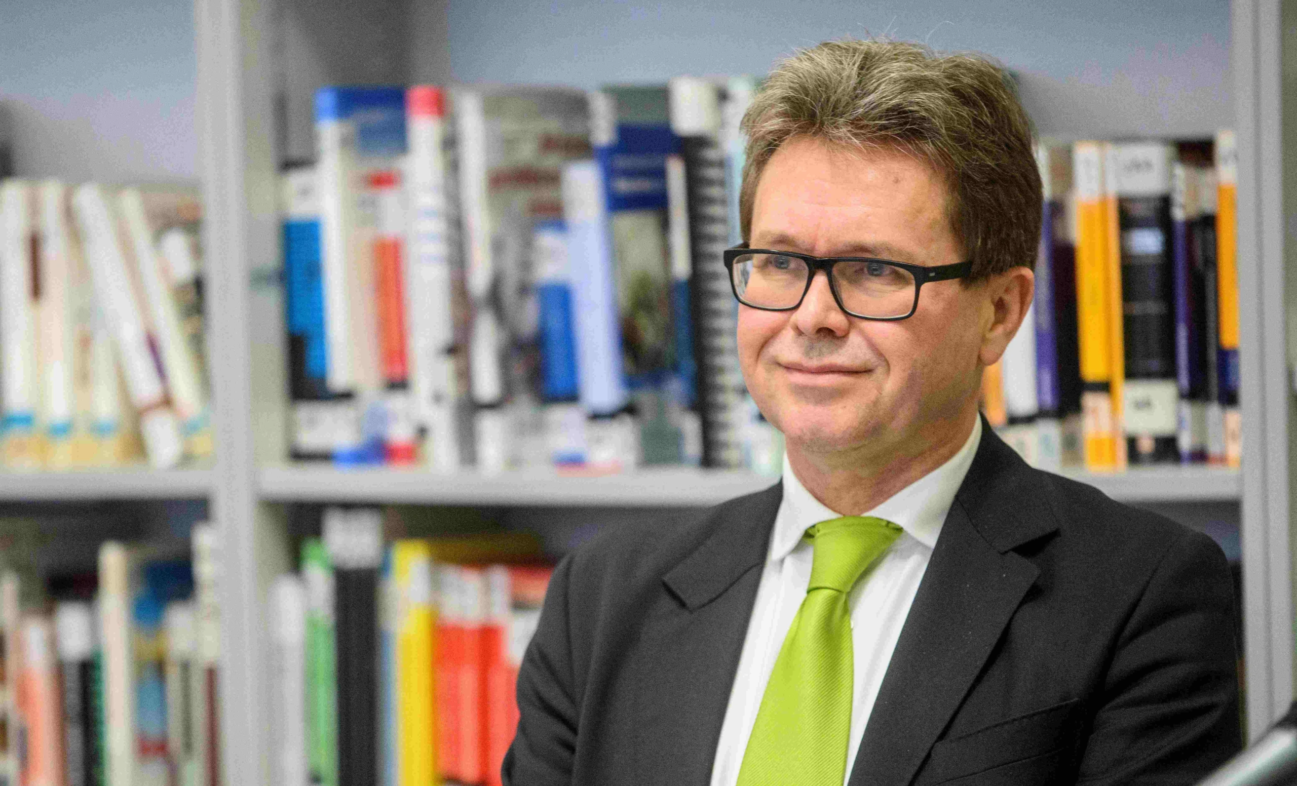 © IMAGO/SEPA.Media Blurred image background