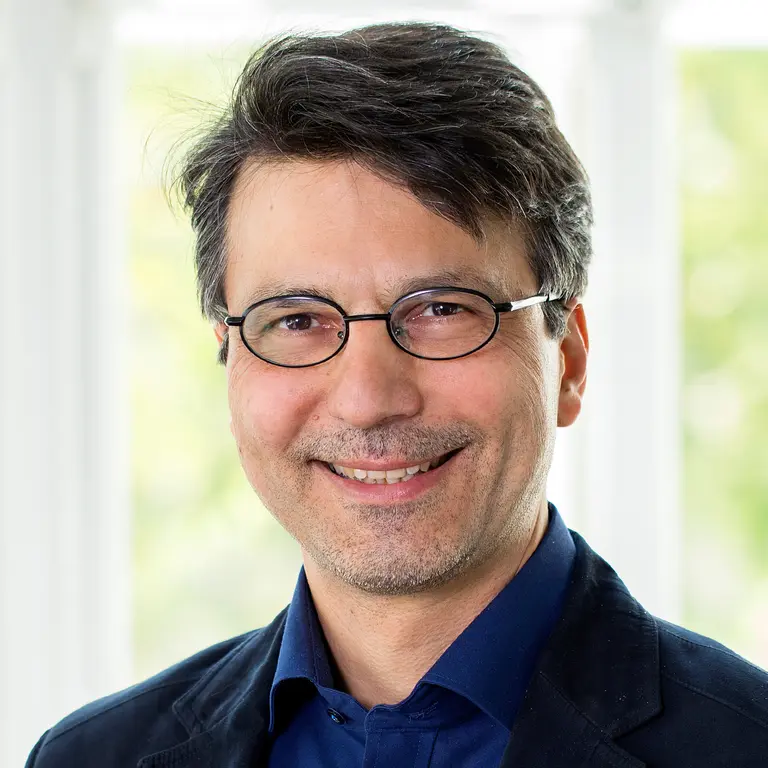 Cem Ekmekcioglu