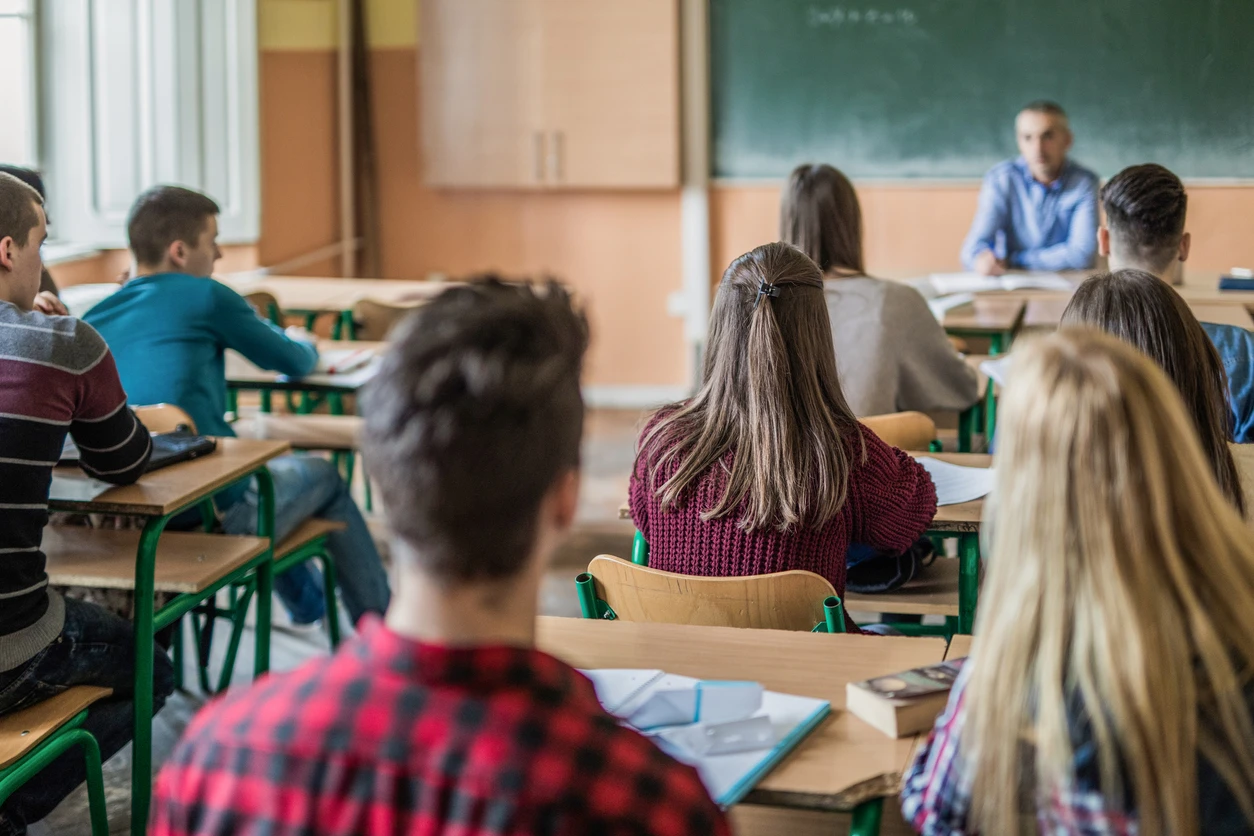 Schule Gymnasium Klassenzimmer