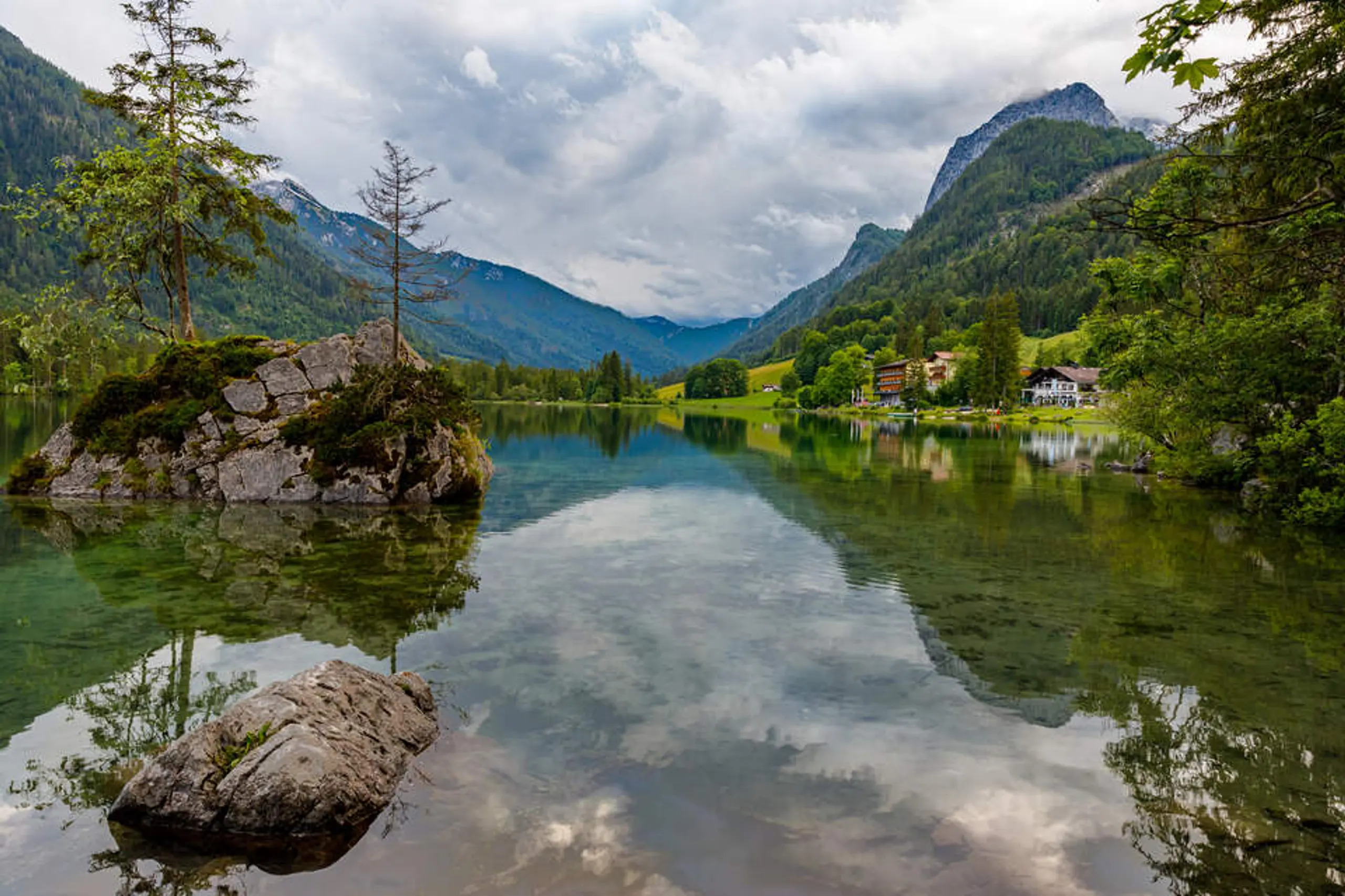 Badesee Hintersee in Faistenau