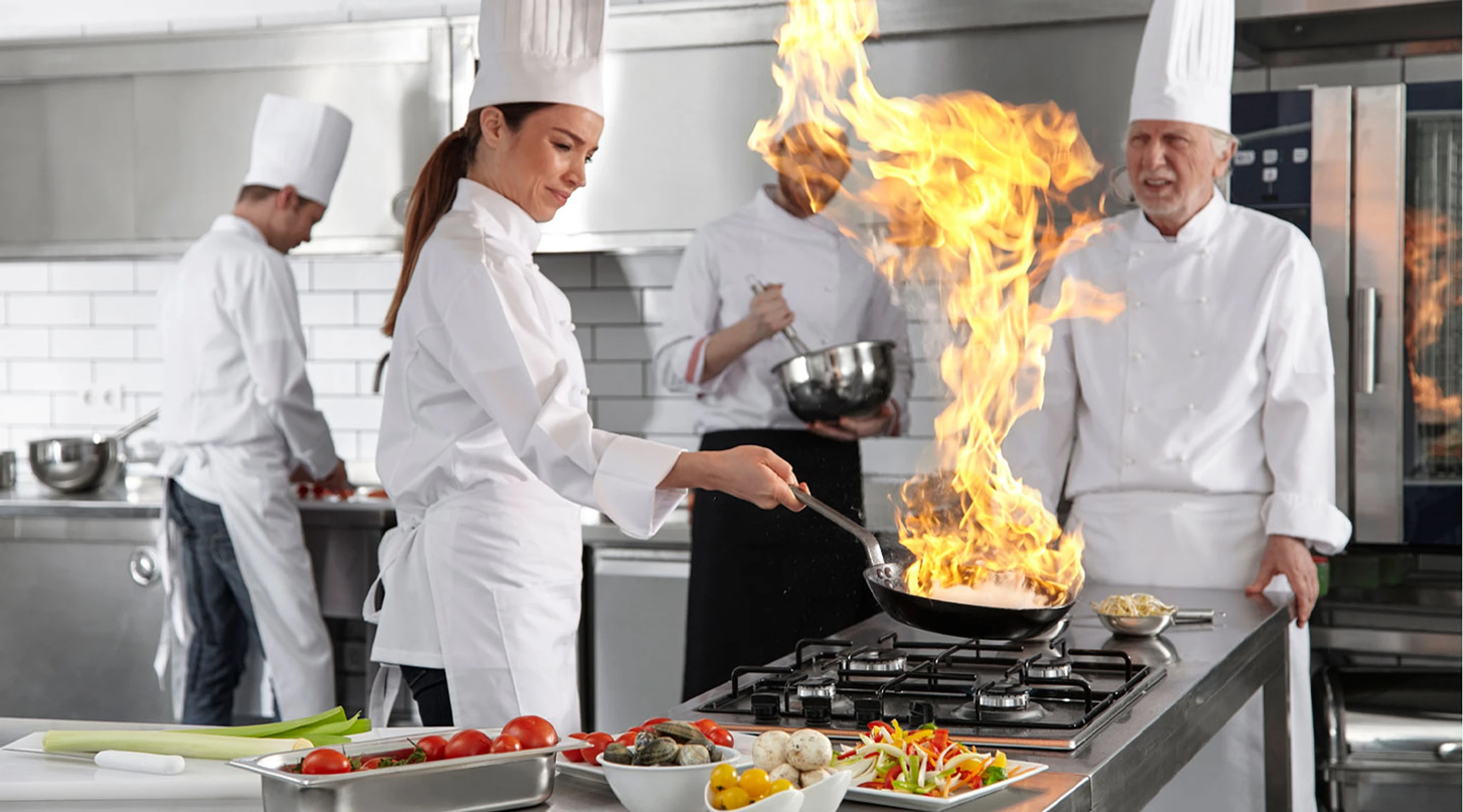 Lehrlinge in Industrie zufrieden, in Gastro und Tourismus nicht