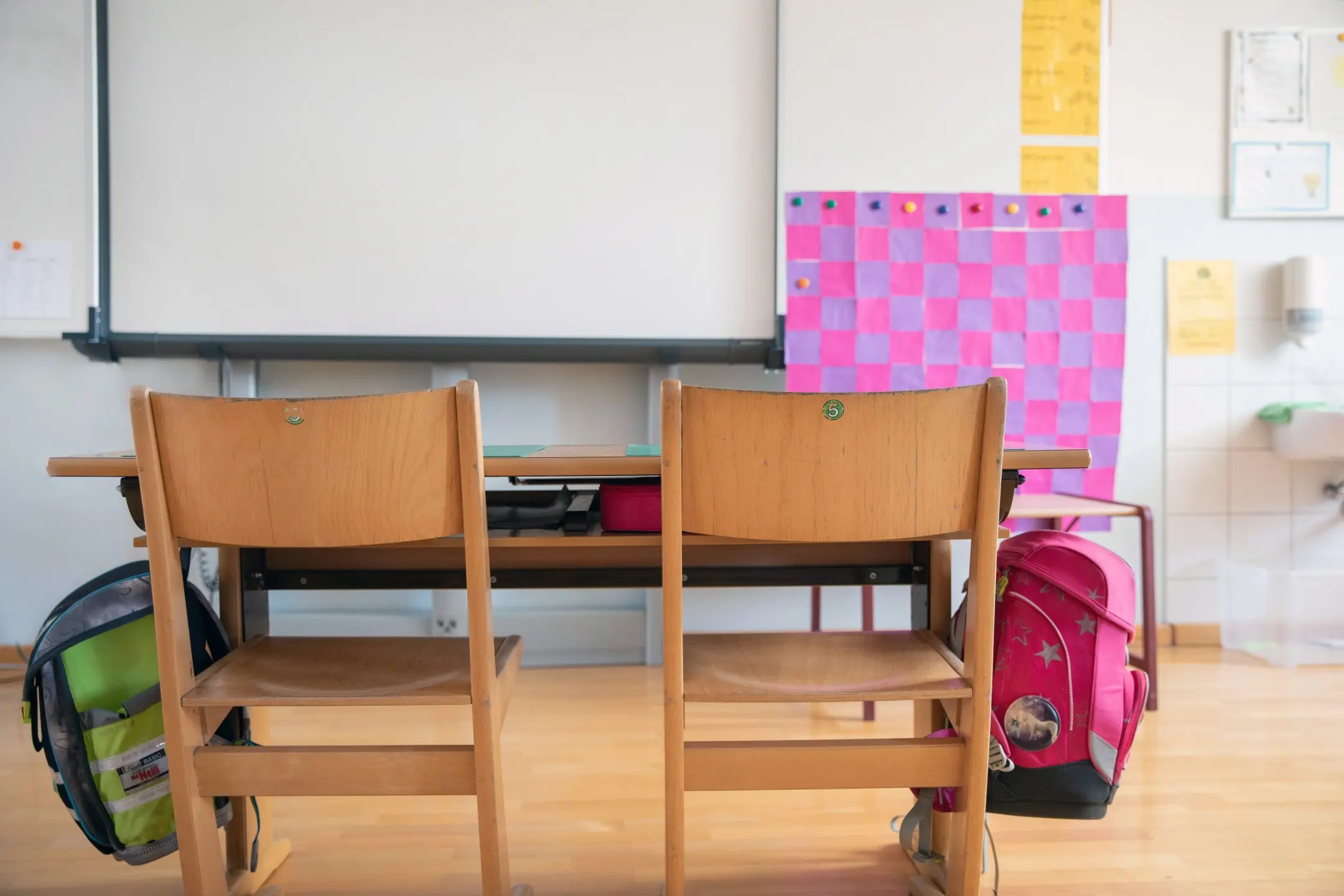 Ein Schulzimmer einer österreichischen Schule.