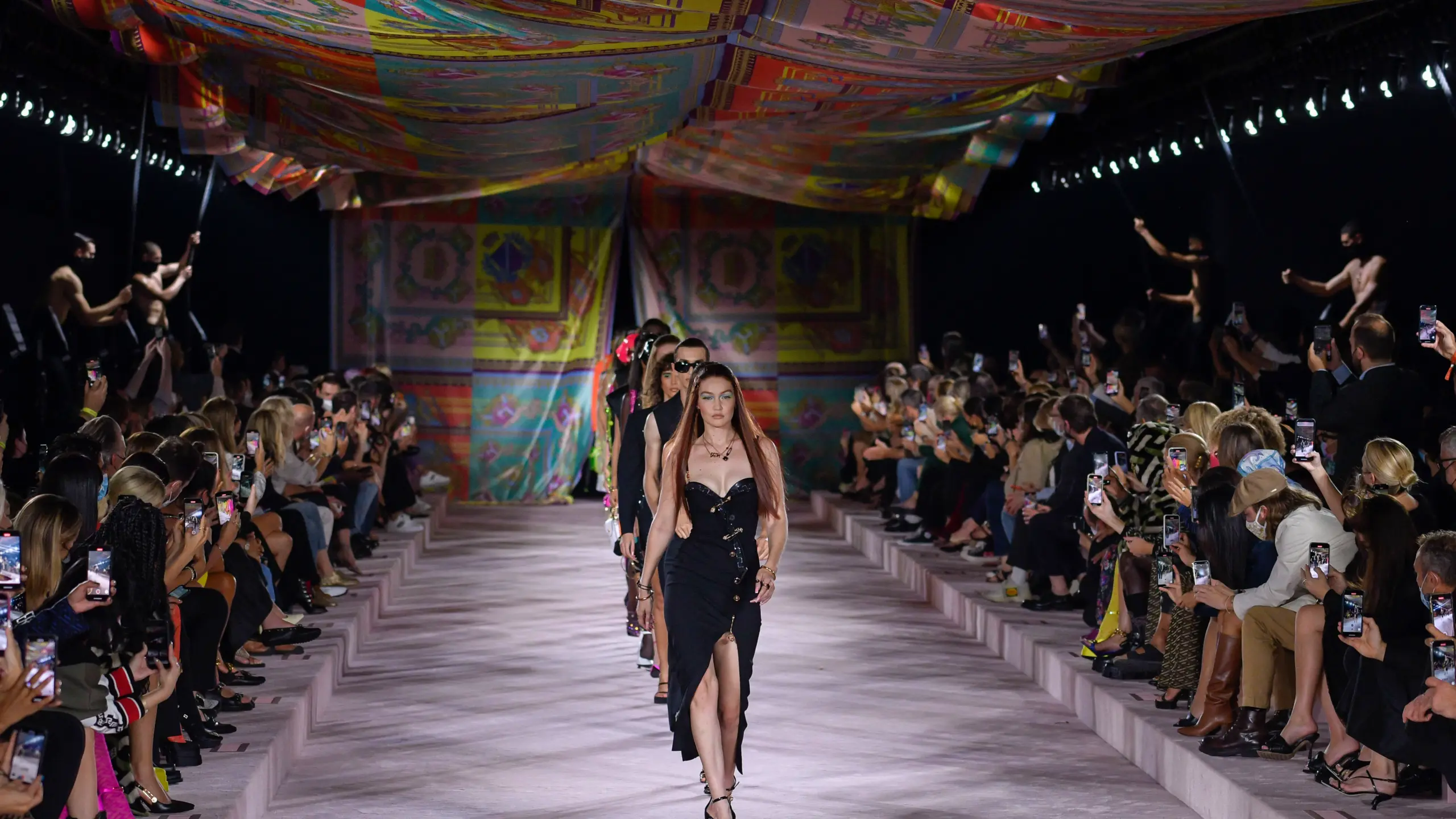 Gigi Hadid auf der Mailänder Fashionweek