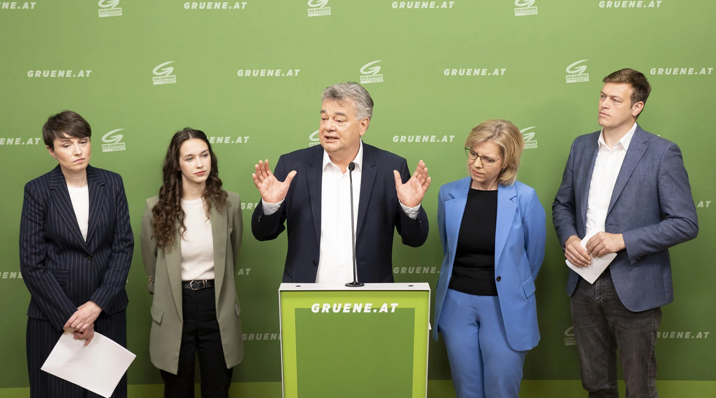 Schilling-Mania und Katzenjammer [Politik Backstage]