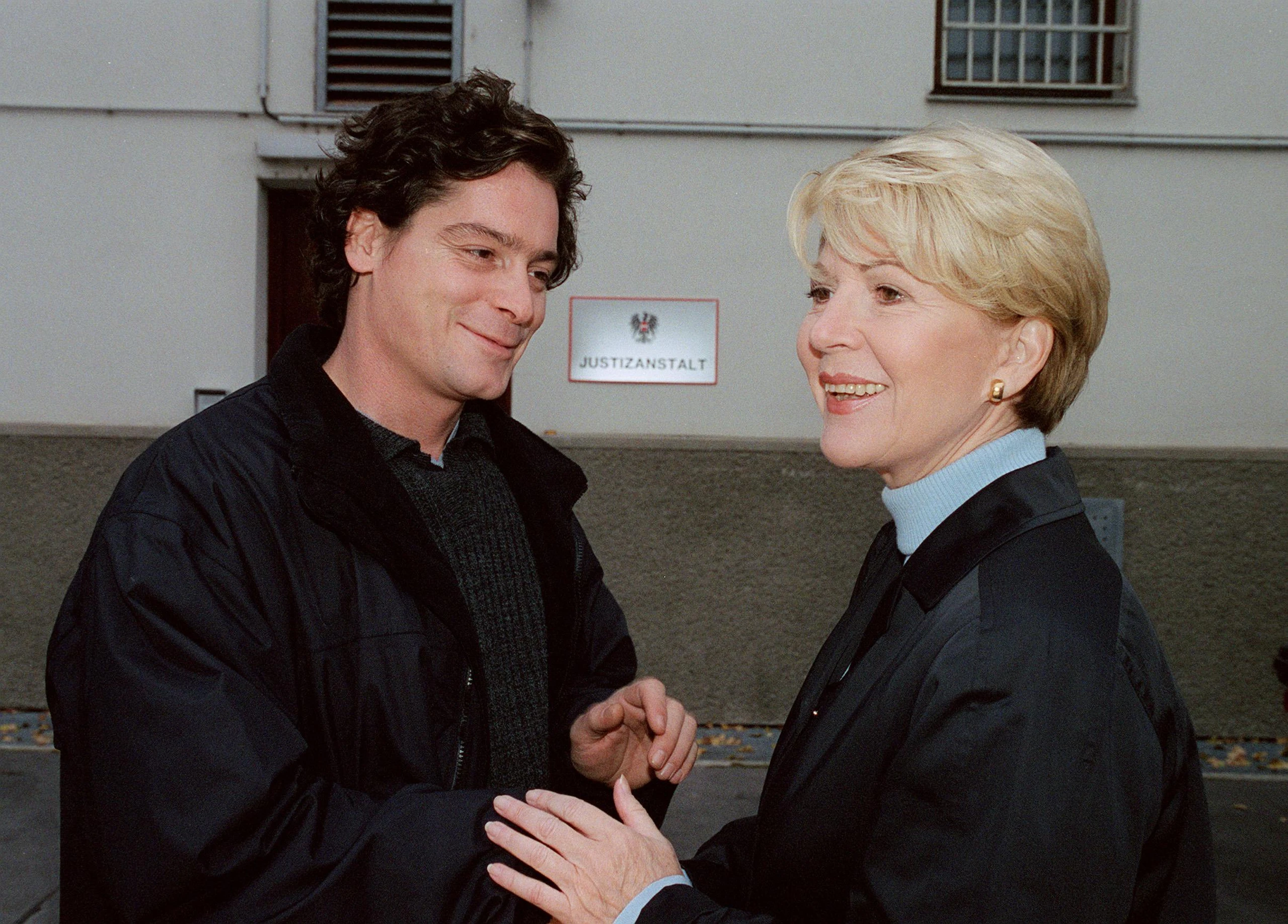 © Hubert Mican / First Look / picturedesk.com Blurred image background