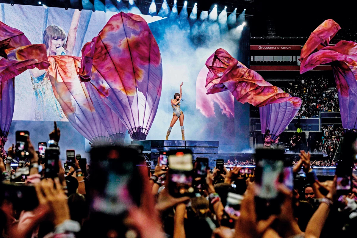 Ein Konzert von Taylor Swift.