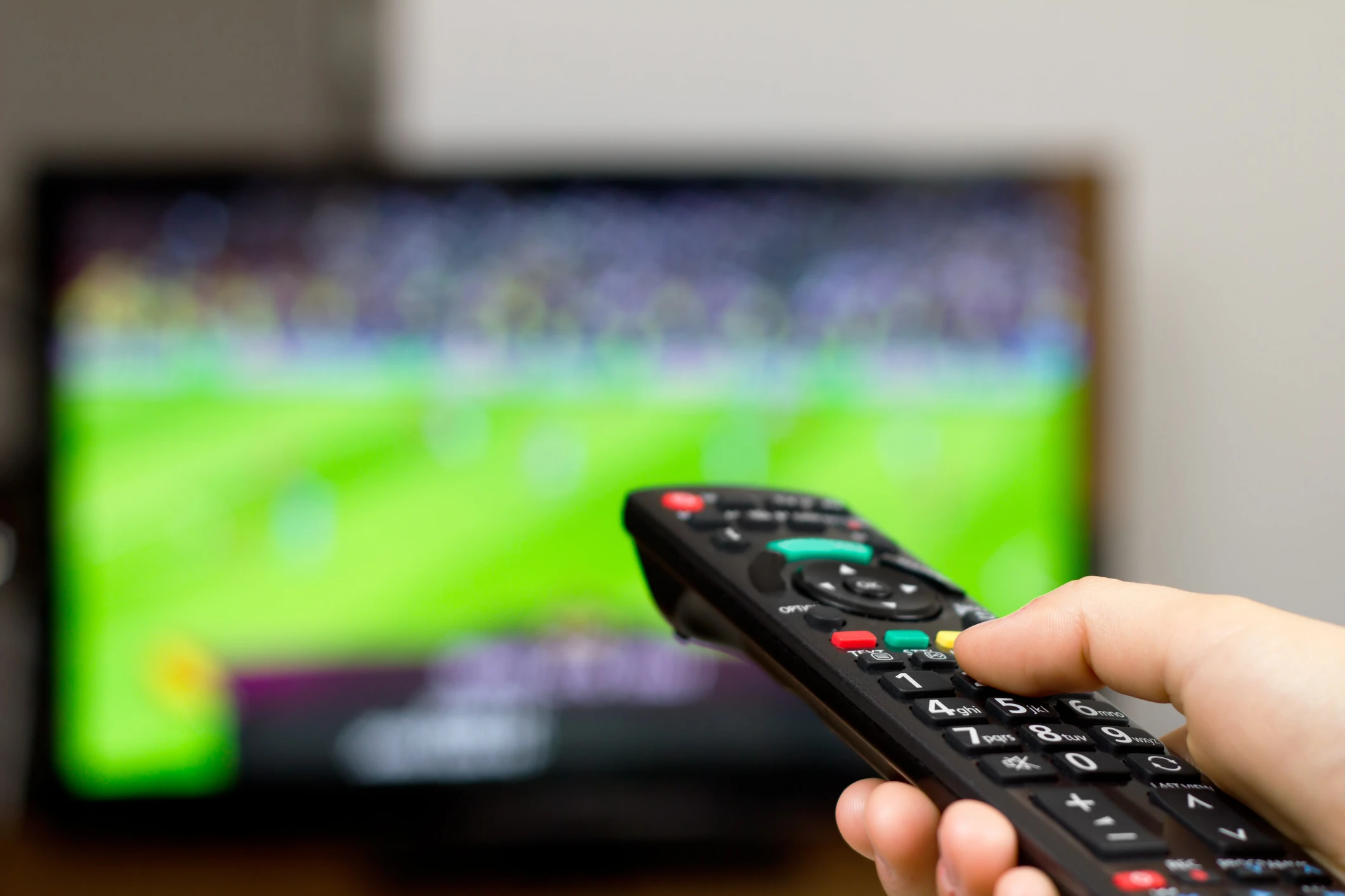 Fußball im TV: Welcher TV-Sender die EM 2024 zeigt und wie die Übertragungsrechte gehandhabt werden