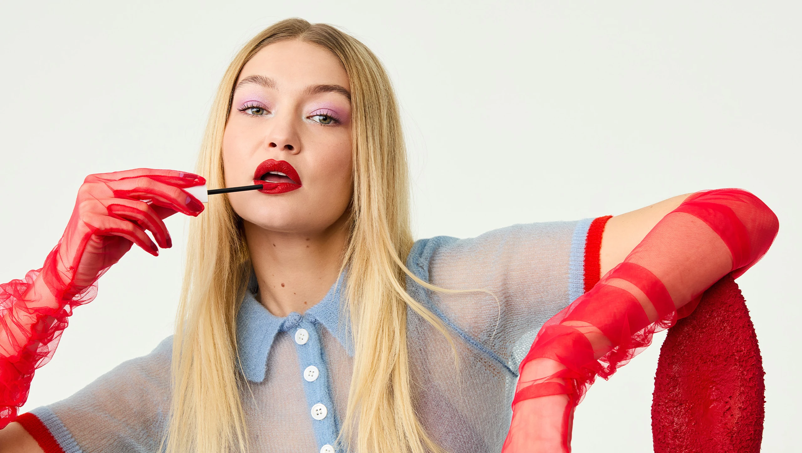 Werde Teil der Lipstick Day Kampagne und gewinne ein XXL Makeup-Paket!