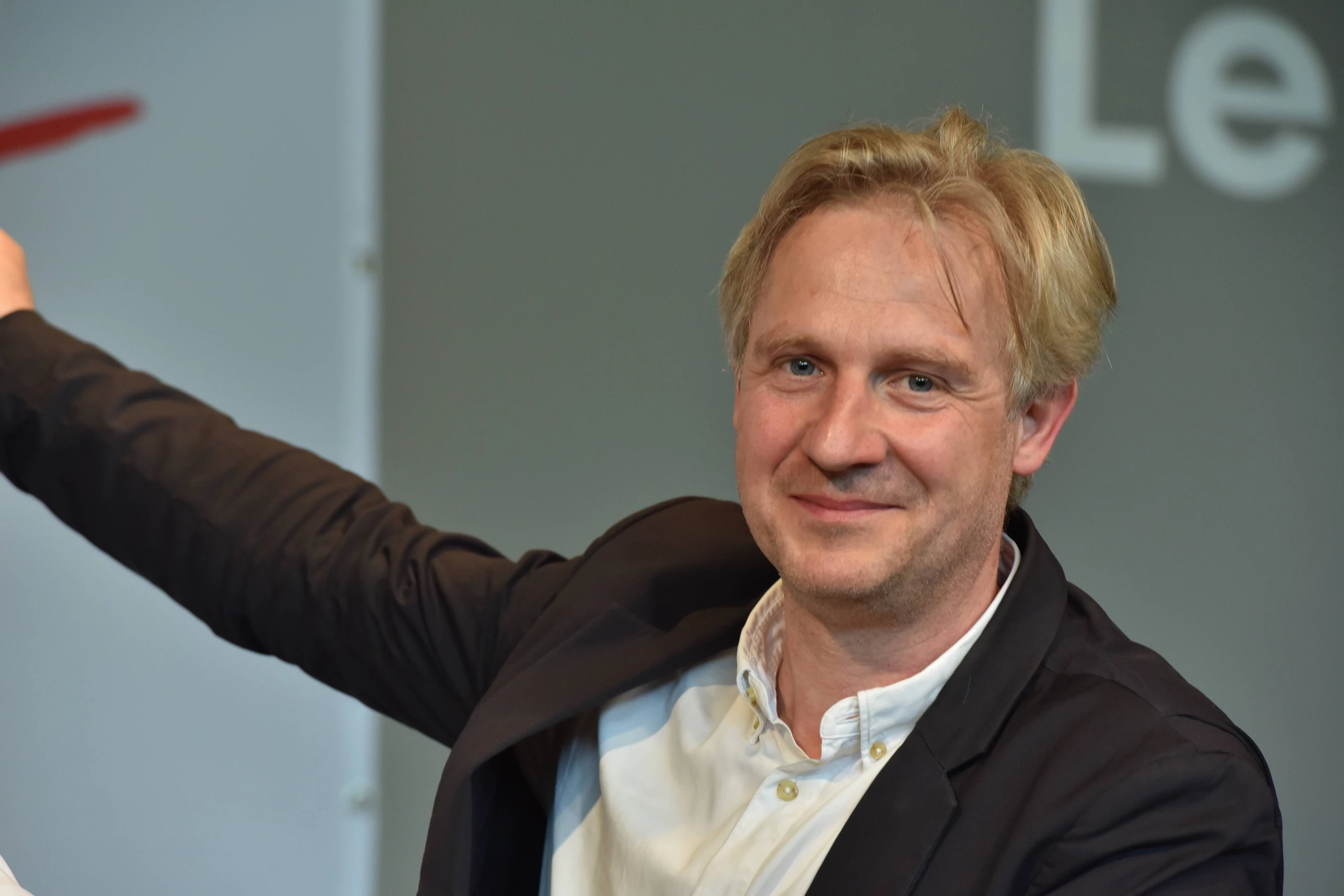 Stefan Bachmann