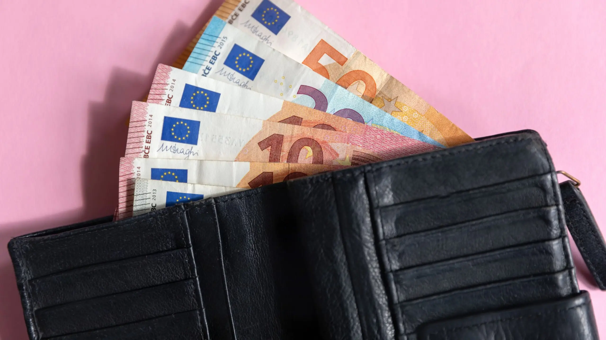 Pink Tax Geld Frauen