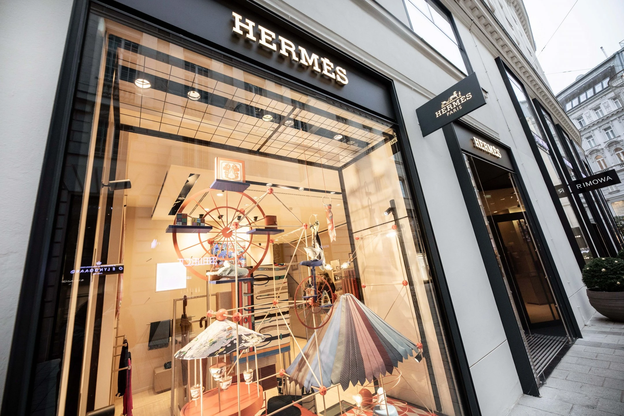 Luxusmarken: Was macht Hermès, Dior & Co. für Investoren so interessant?