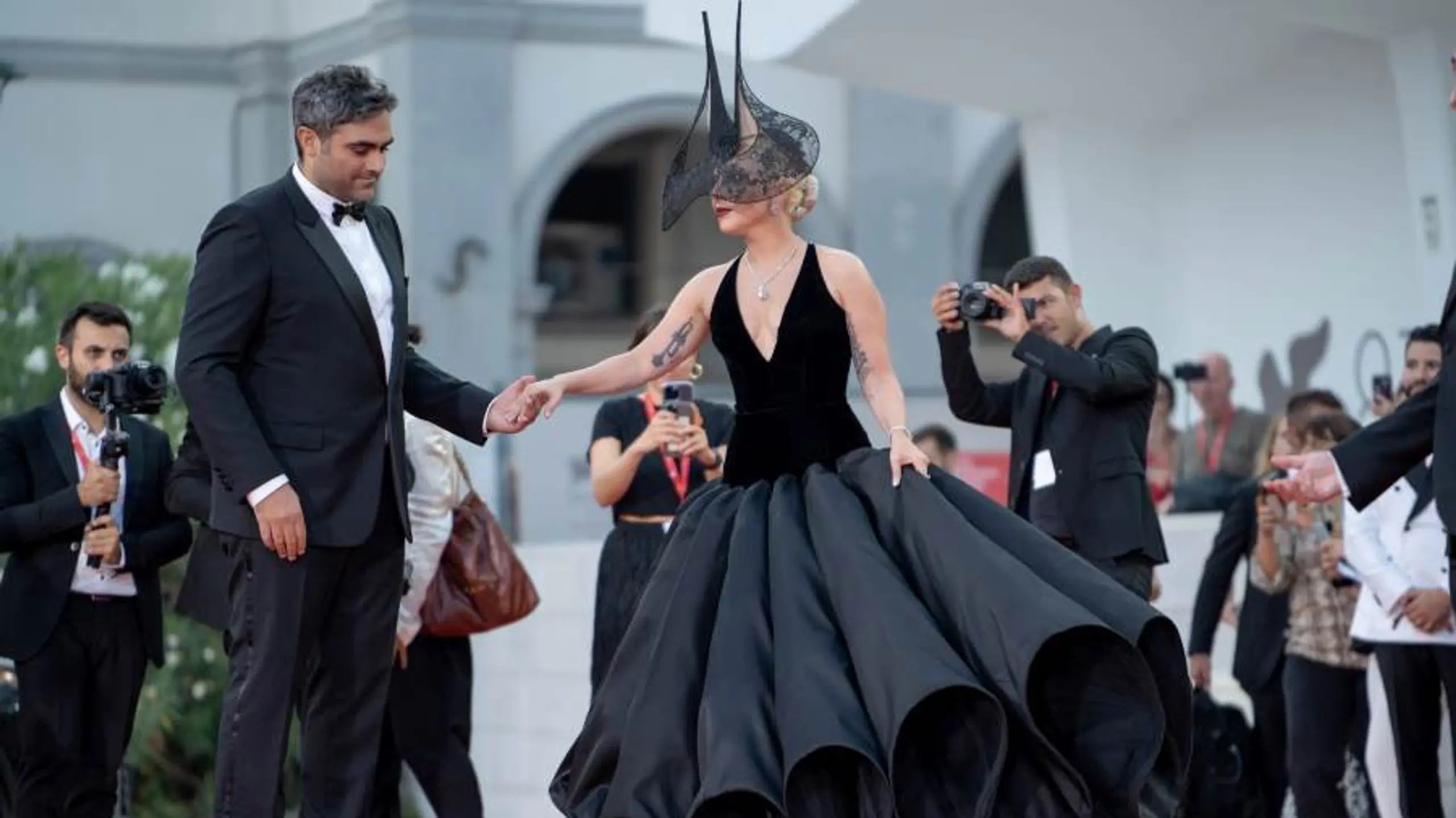 Lady Gaga in Dior Couture bei der Premiere von Joker: Folie à Deux in Venedig