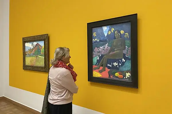 Kuratorin Evelyn Benesch in der Gauguin-Ausstellung
