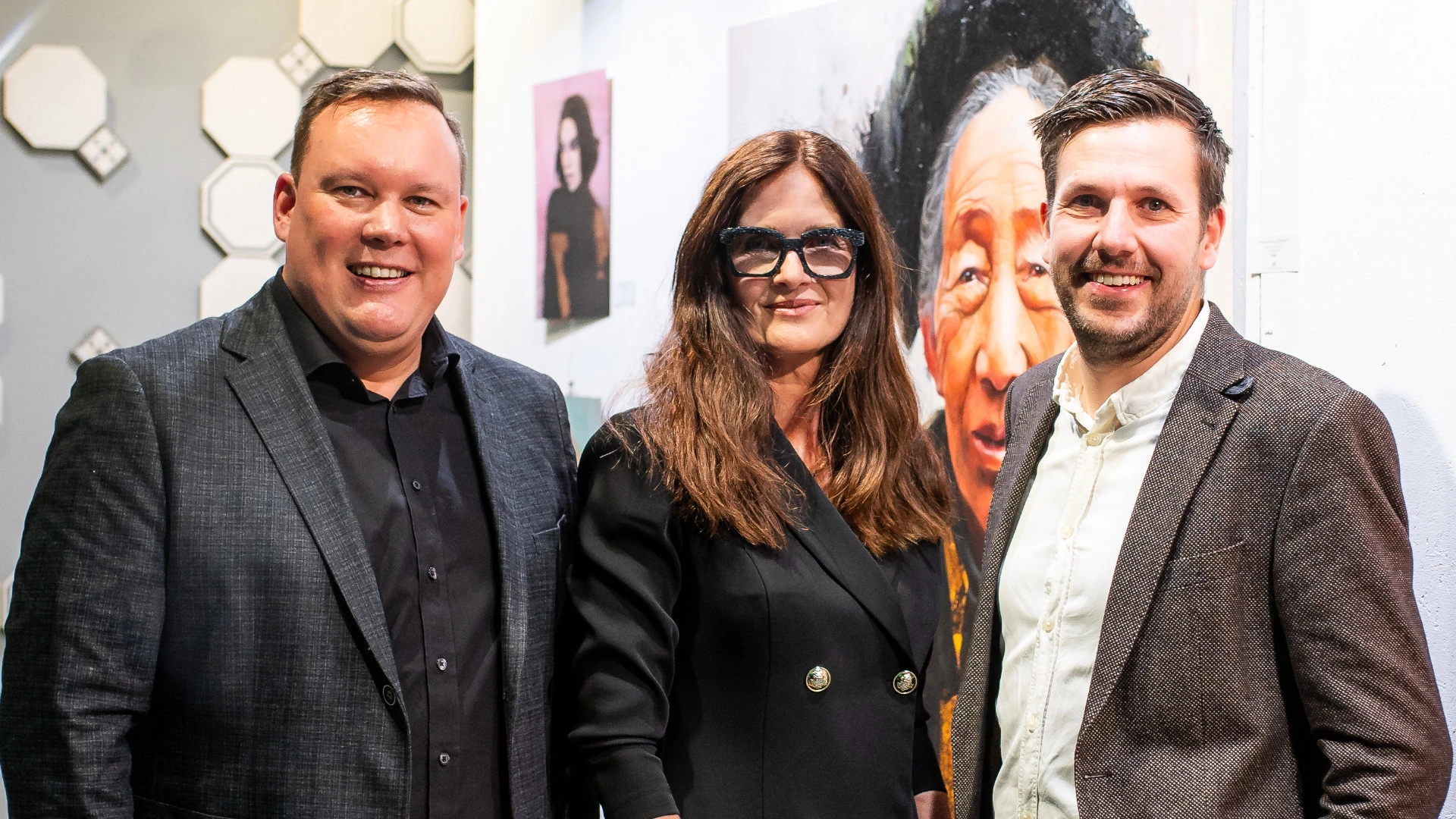 „Look at me“: Marion Rauter eröffnet Ausstellung am Merkur Campus