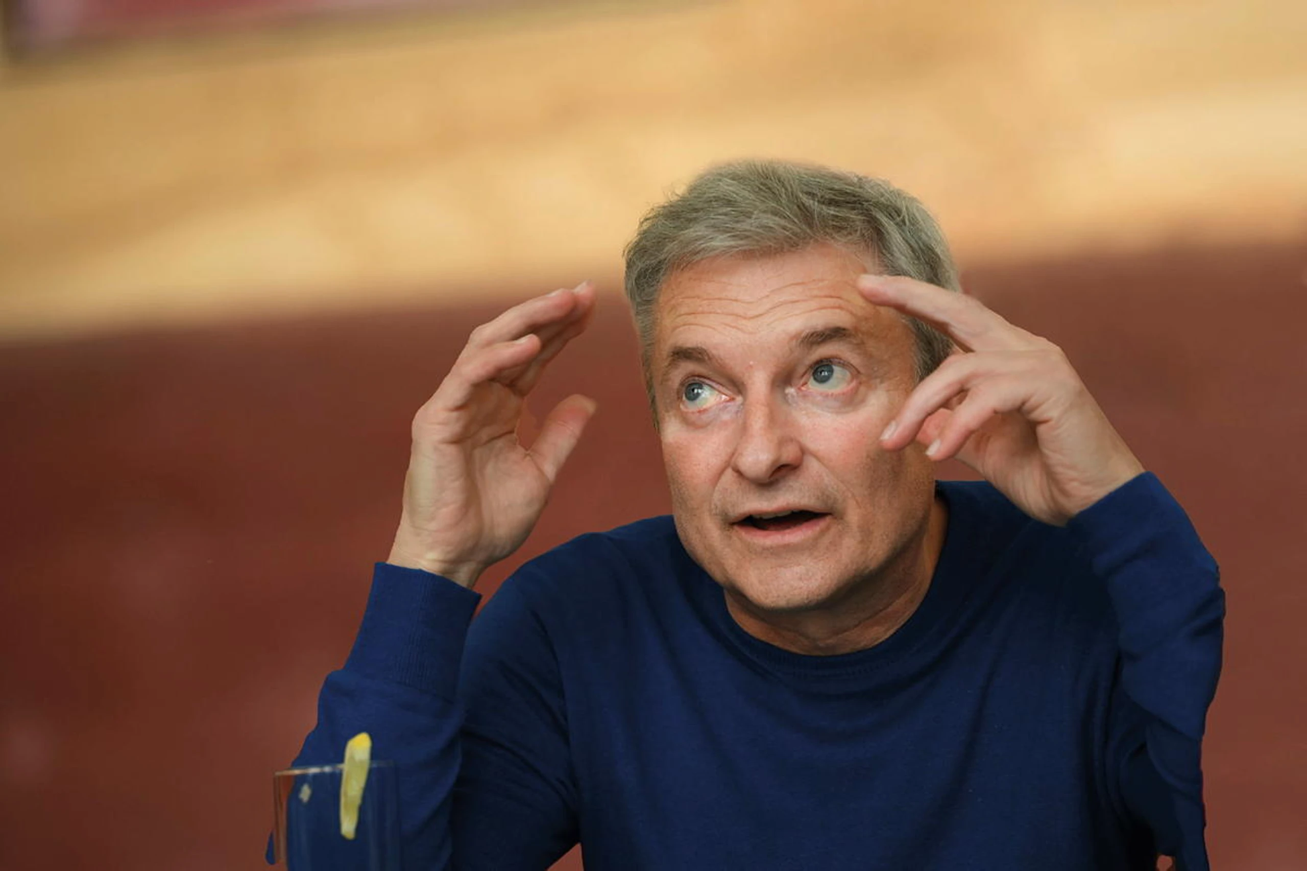 © Ricardo Herrgott/News Blurred image background