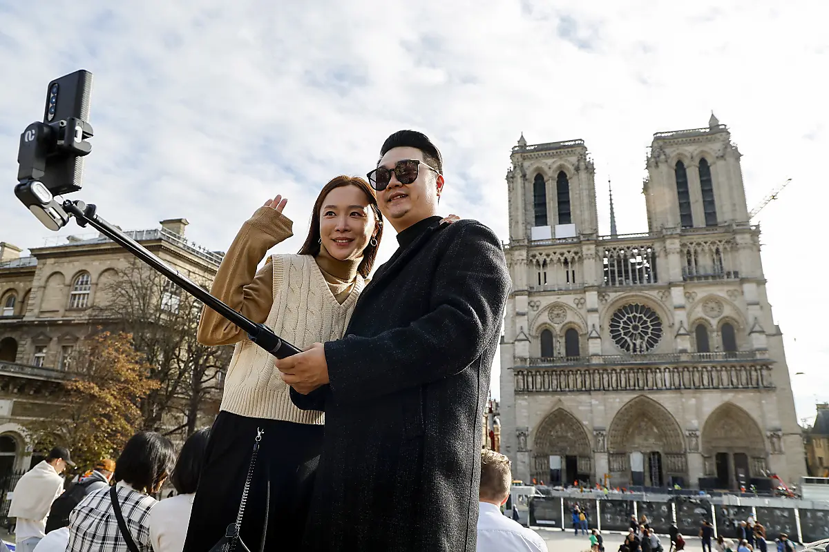 Notre-Dame ist ein beliebtes Touristenziel