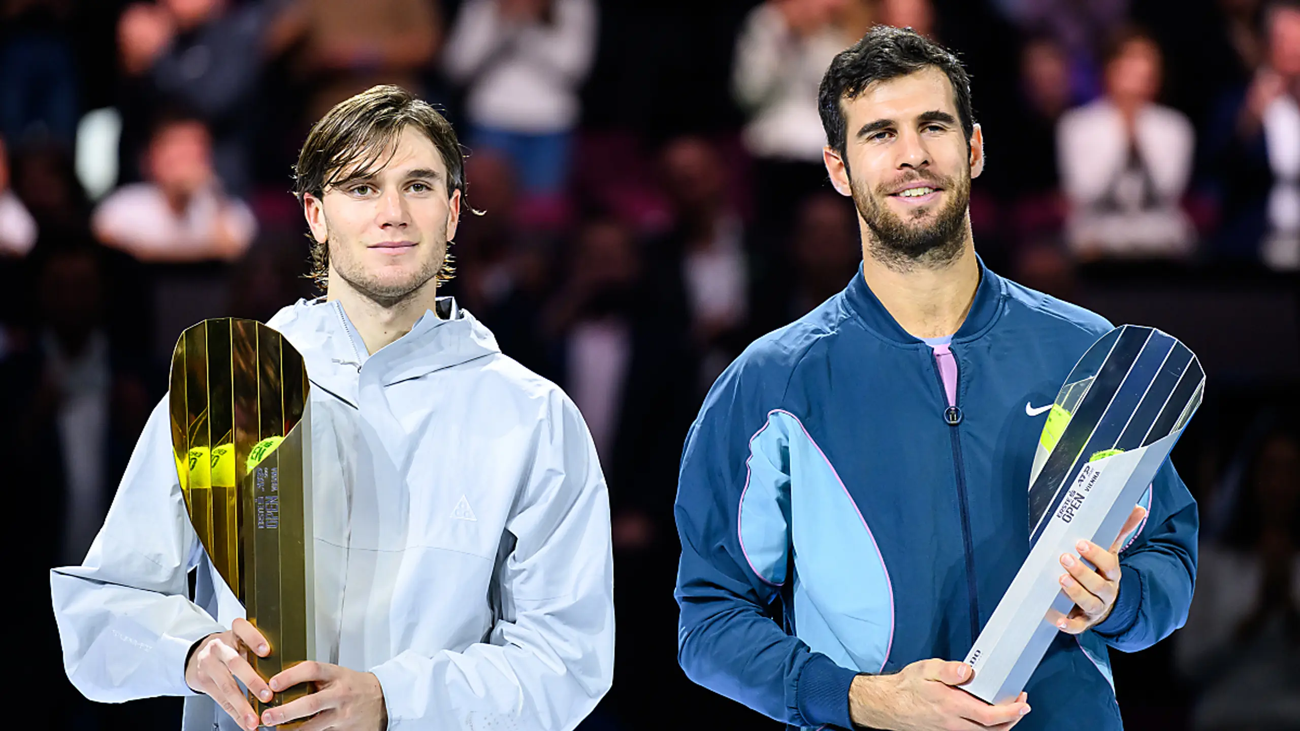 Jack Draper (links) mit erster ATP-500-Trophy