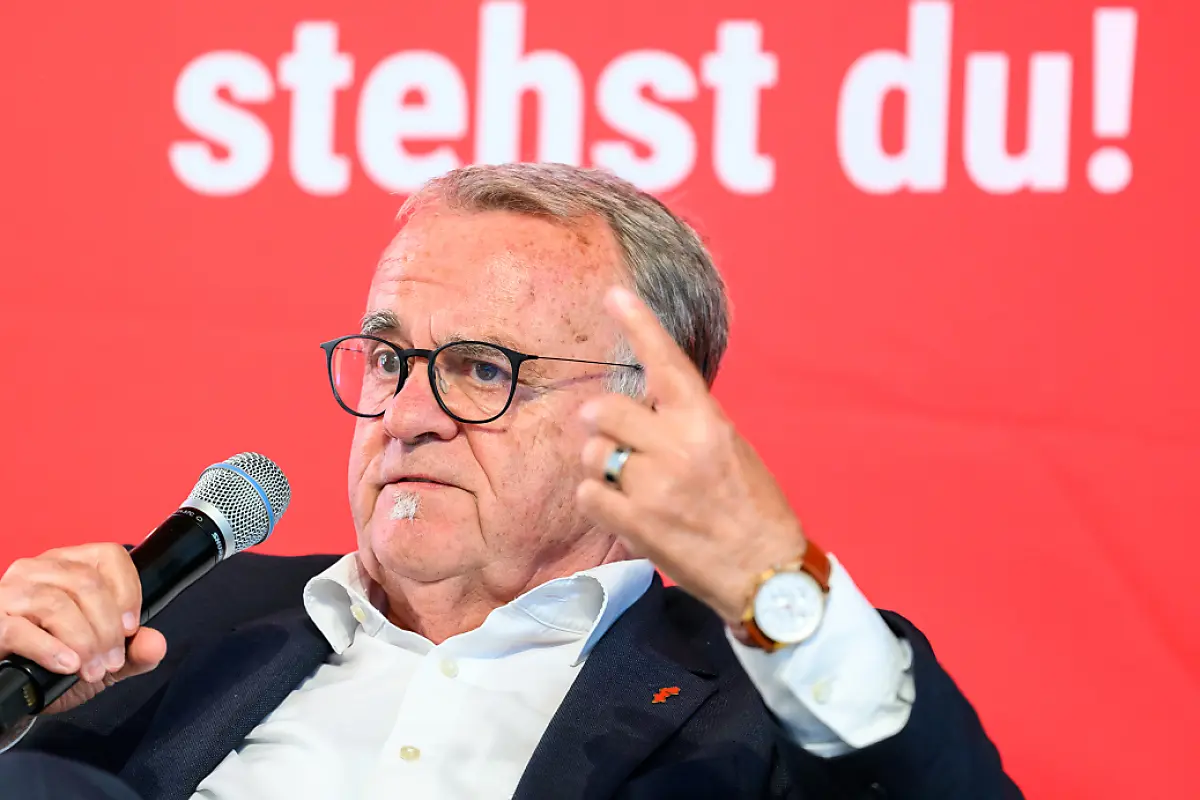Hans Niessl steht weiter ganz oben im organisierten Sport