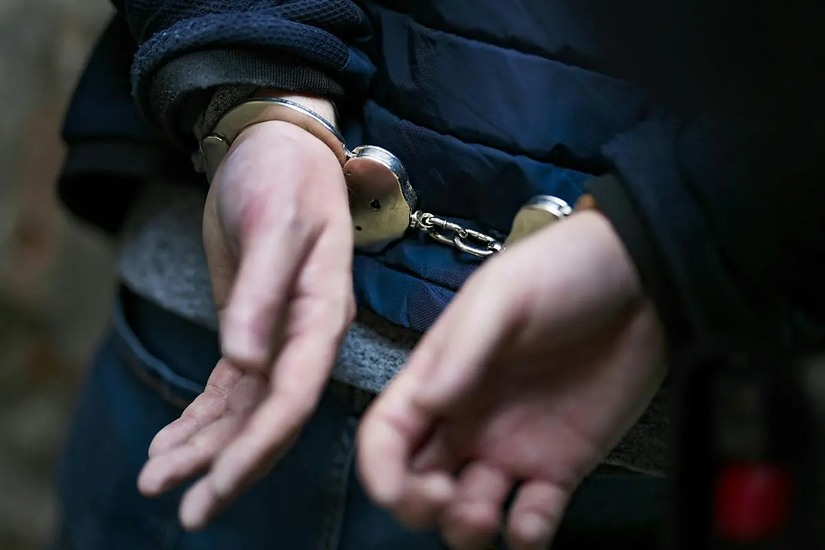 Für den 34-Jährigen klickten die Handschellen