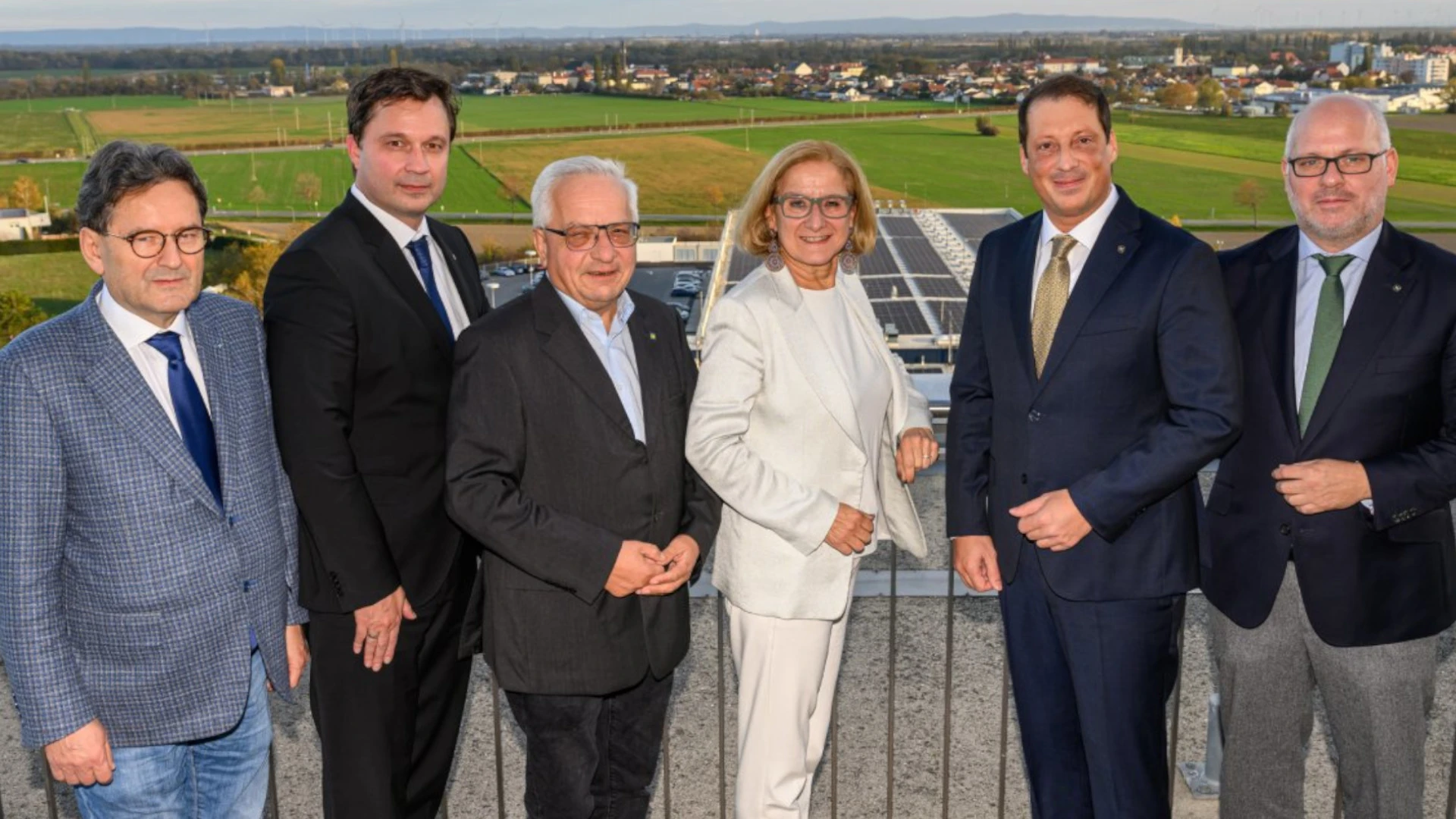 NOVOMATIC setzt Maßstäbe: Größte Photovoltaik-Anlage des Konzerns eröffnet in Niederösterreich