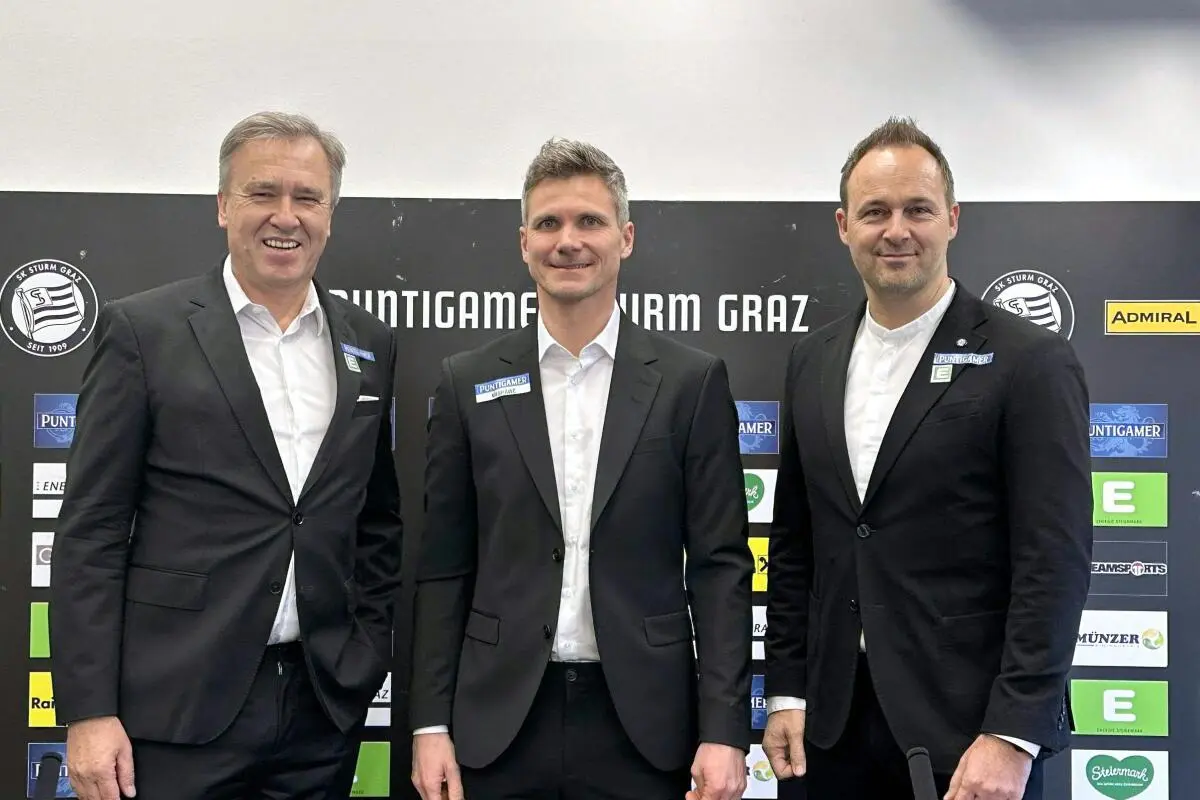 Sturm-Boss Jauk, Parensen und Wirtschaft-GF Tebbich (v.l.)